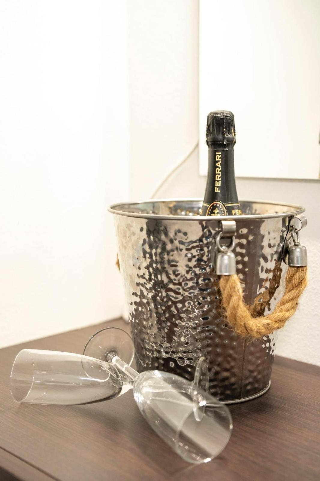 B&B Small Luxury Napoli Centrale