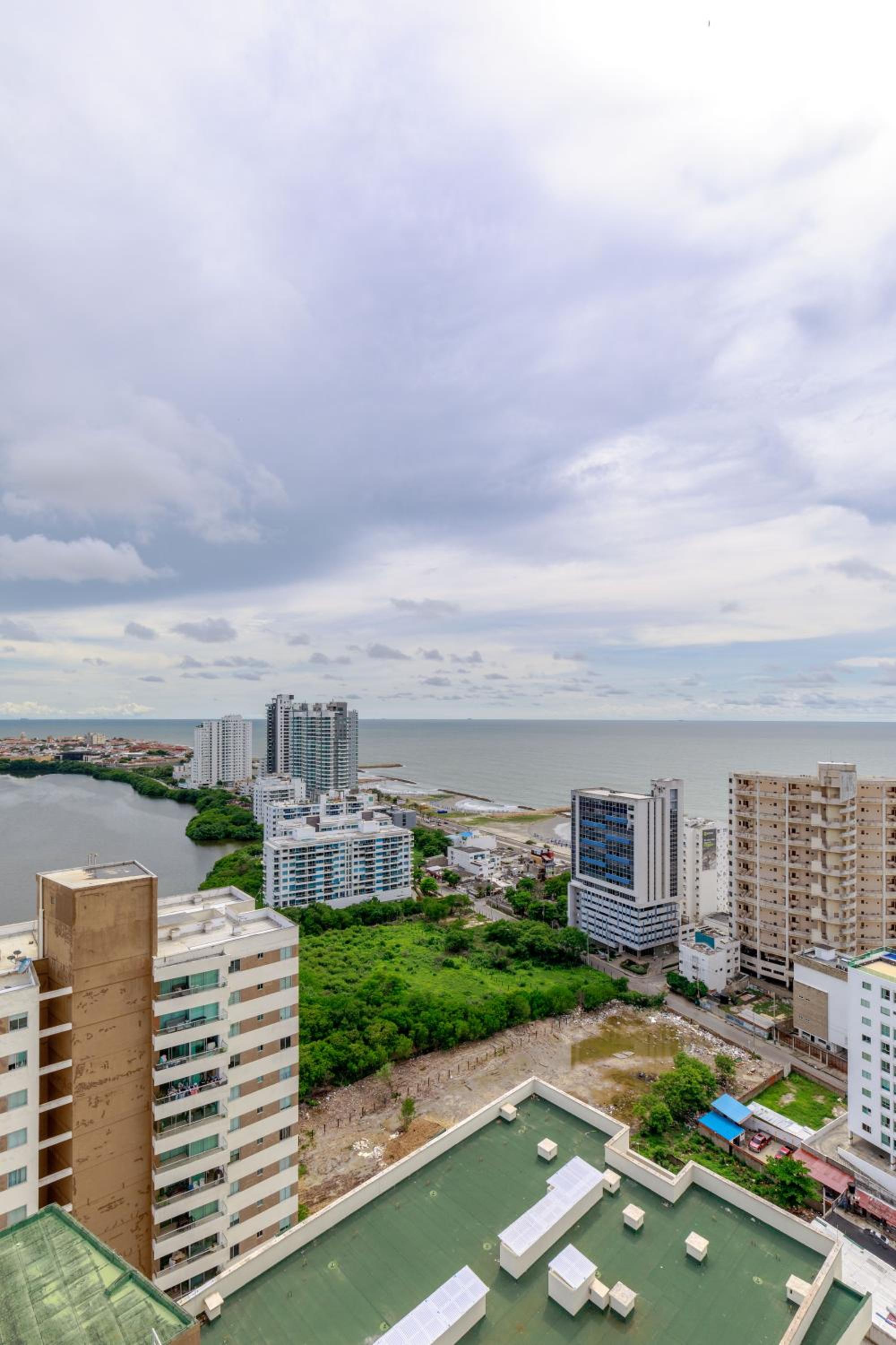 Exclusivo duplex con vista al mar p24