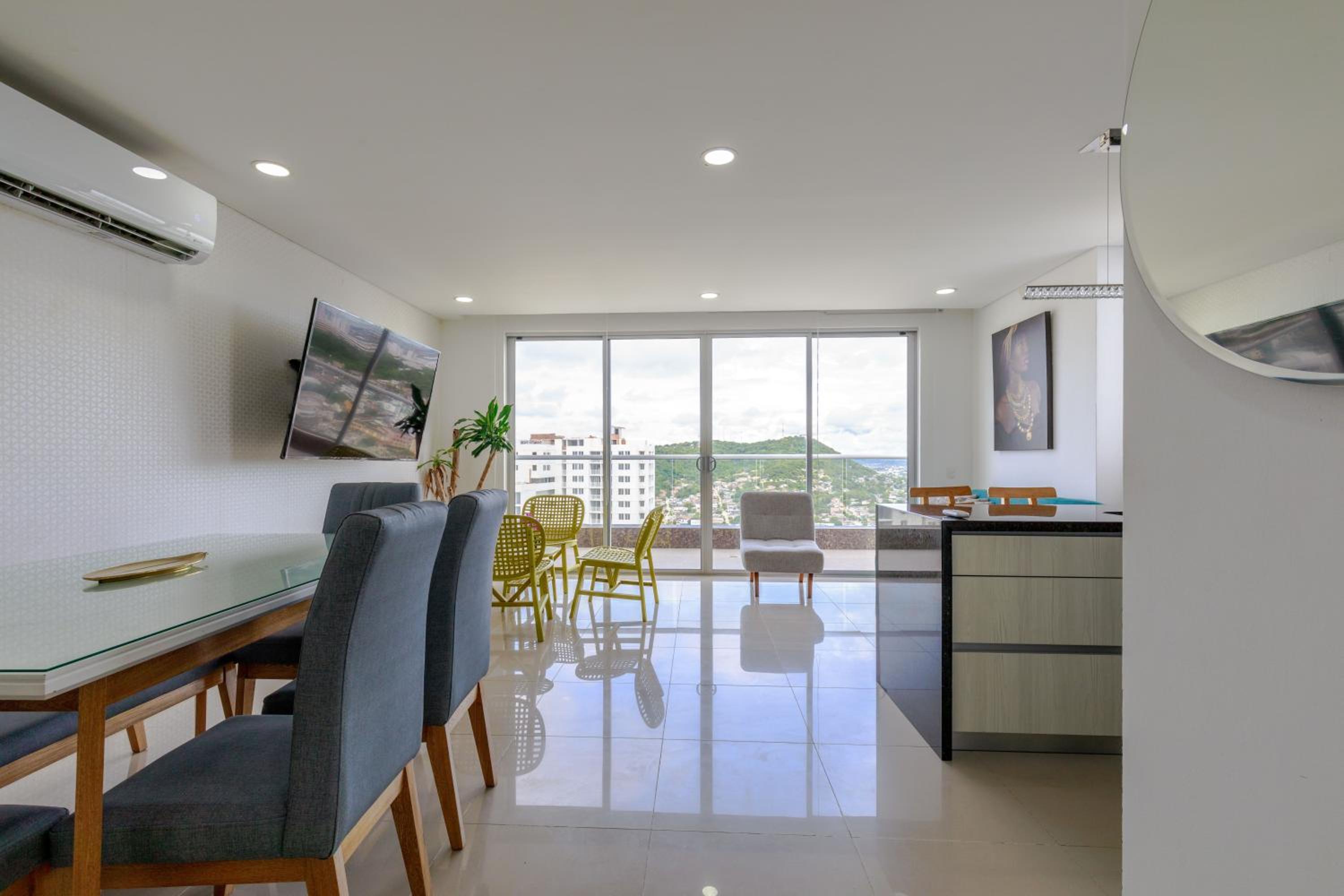 Exclusivo duplex con vista al mar p24