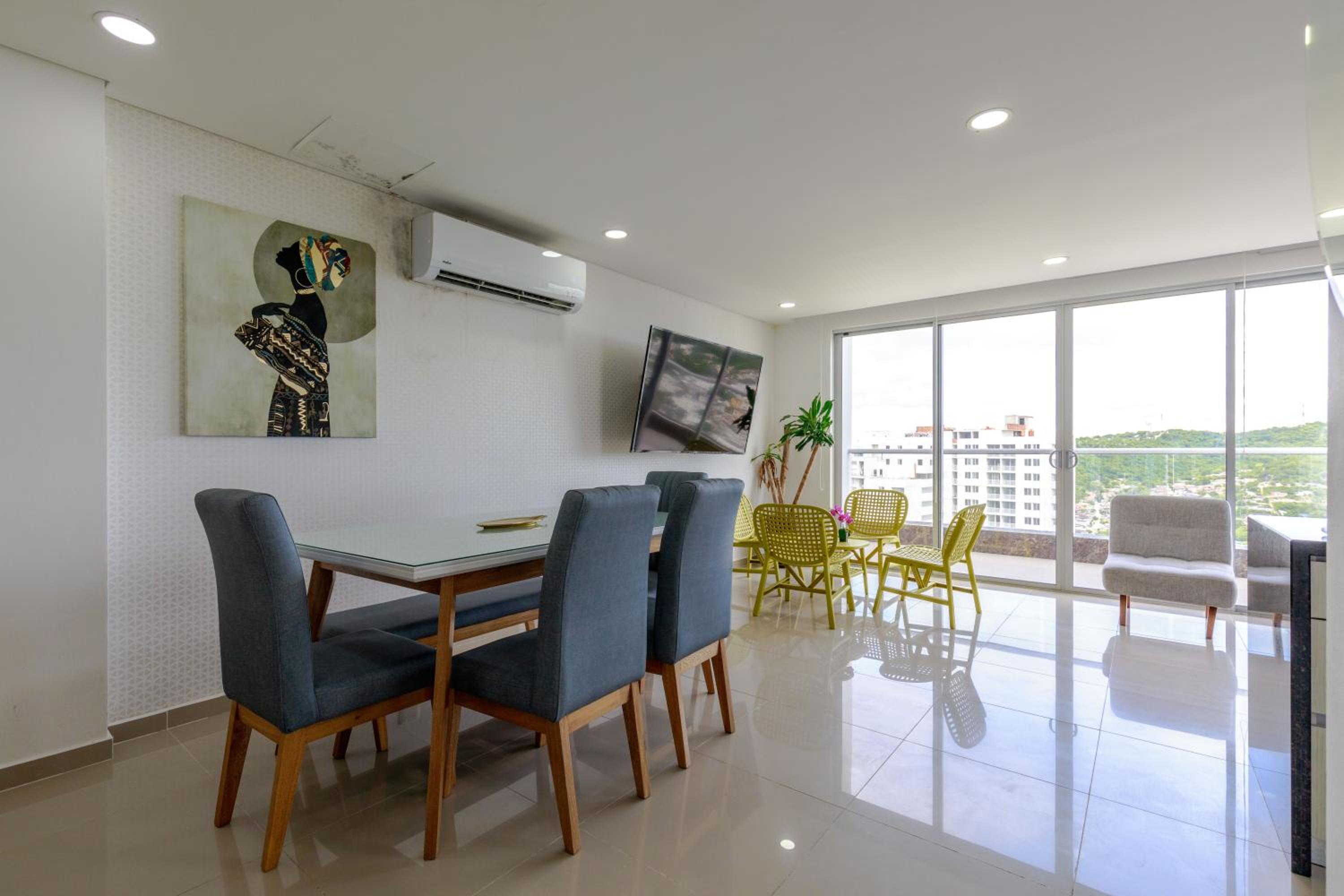Exclusivo duplex con vista al mar p24