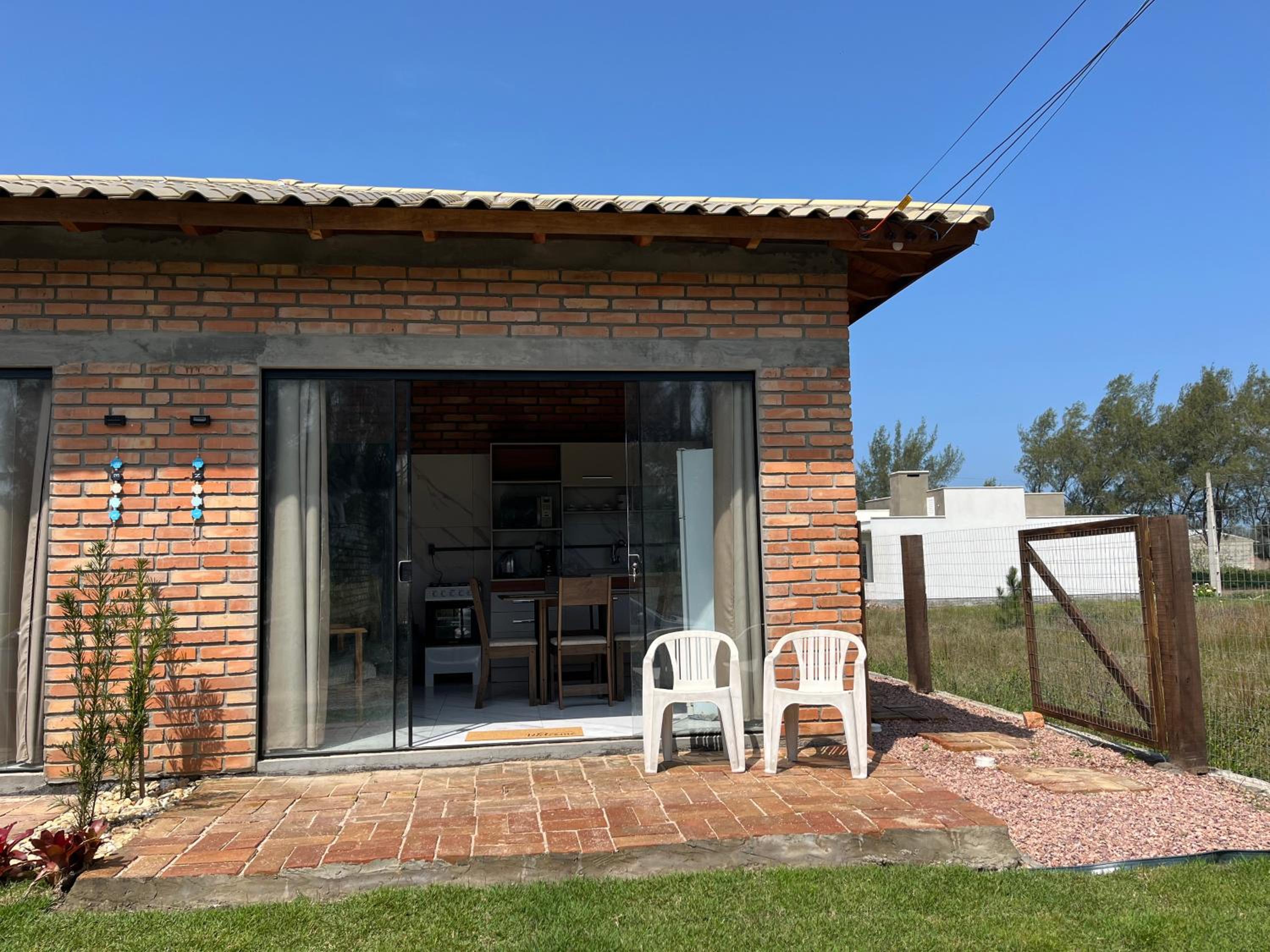 Casa Enjoy dentro do Condomínio Lagoa Cortada em Balneário Gaivotas