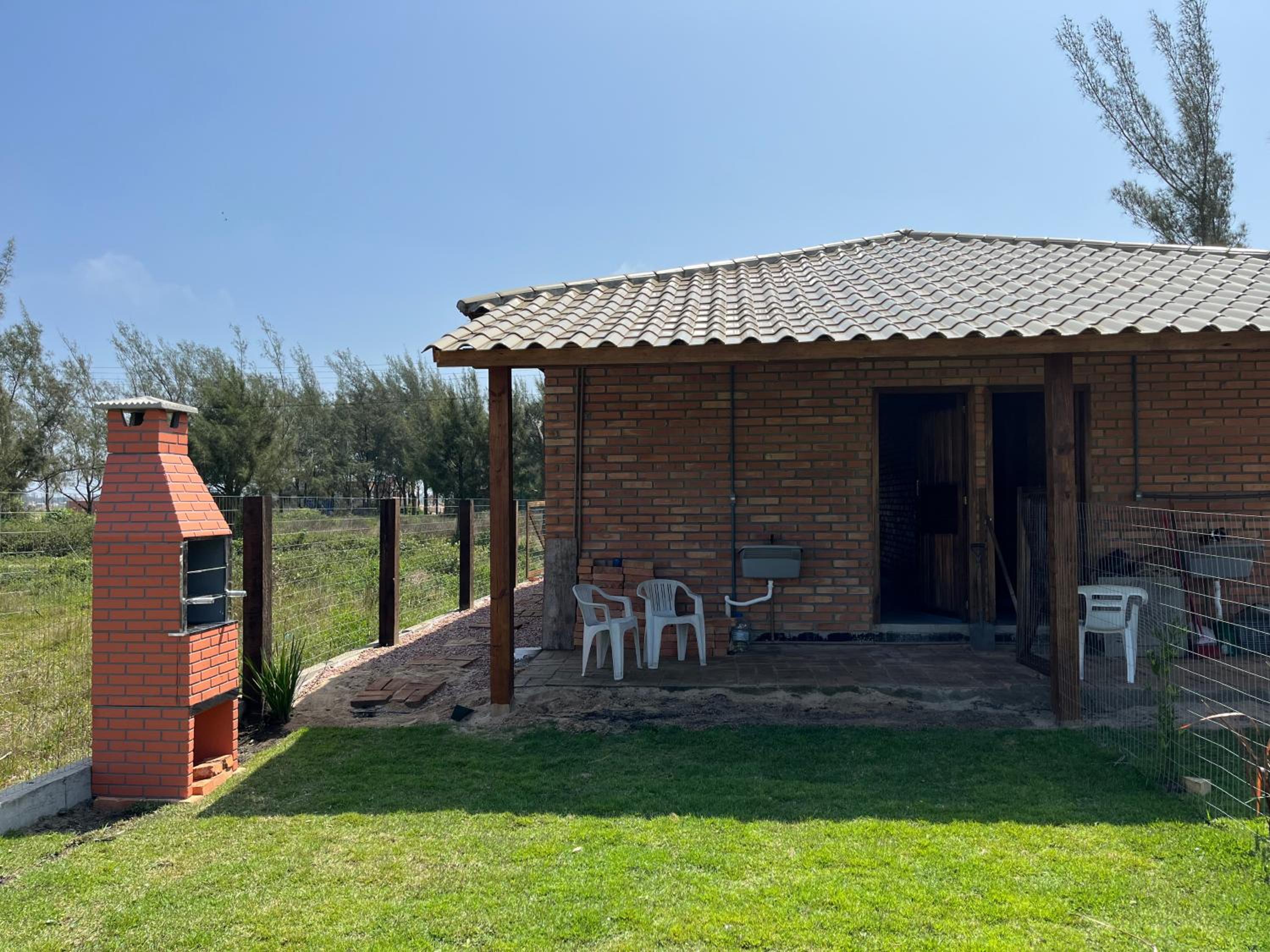 Casa Enjoy dentro do Condomínio Lagoa Cortada em Balneário Gaivotas