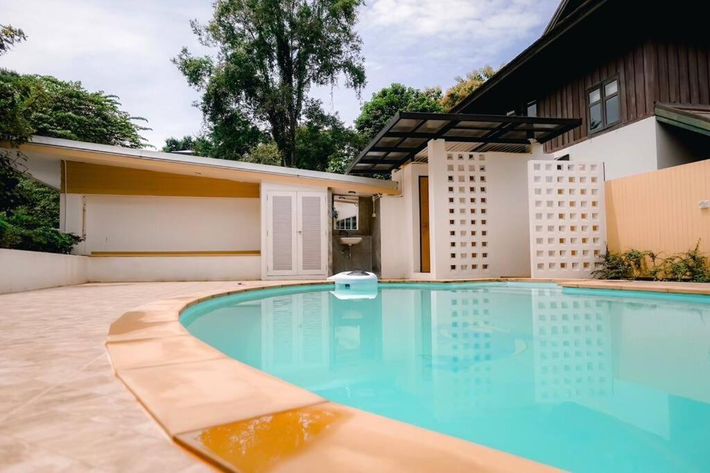 118 Pool Villa in town near CMU & Nimman