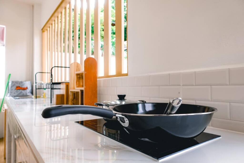 118 Pool Villa in town near CMU & Nimman