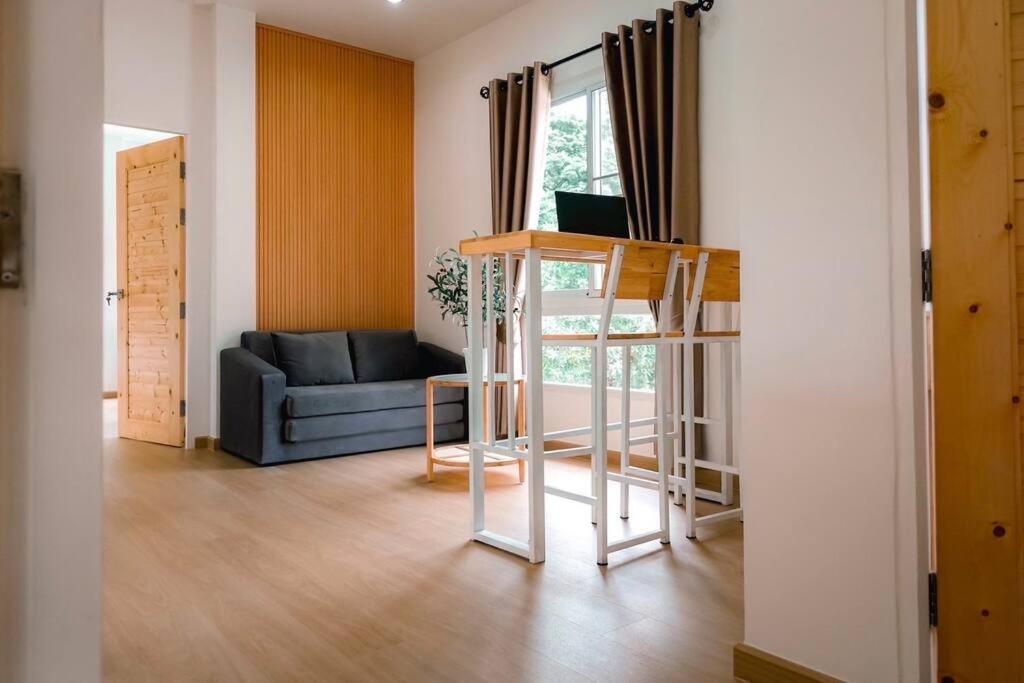 118 Pool Villa in town near CMU & Nimman