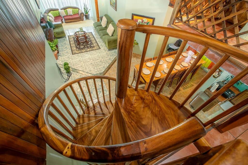 Arenal Family Home - Families & Friends Gateway