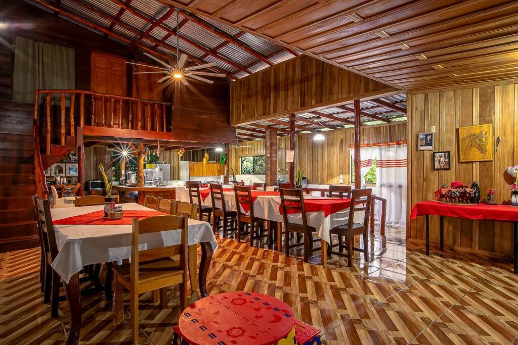 Arenal Family Home - Families & Friends Gateway