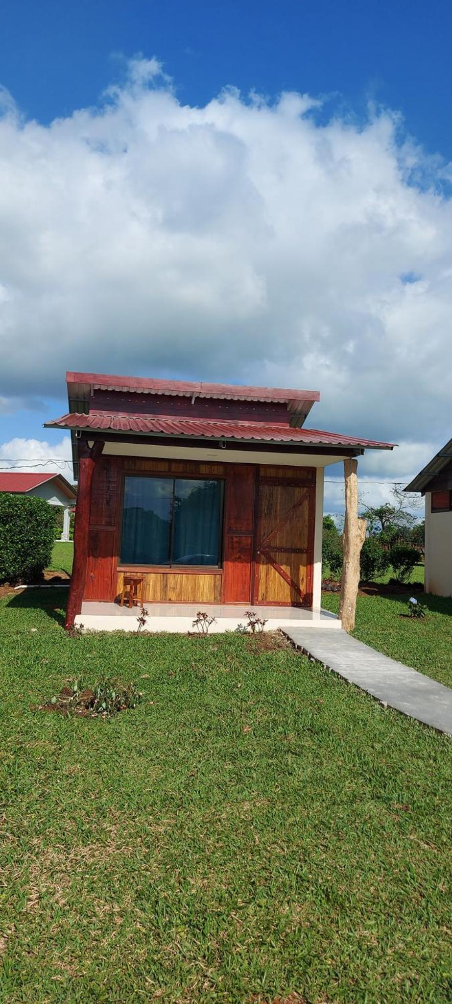 Cabinas Río celeste