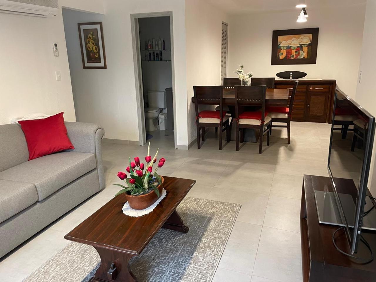 Buganvillas Condominio Hotel