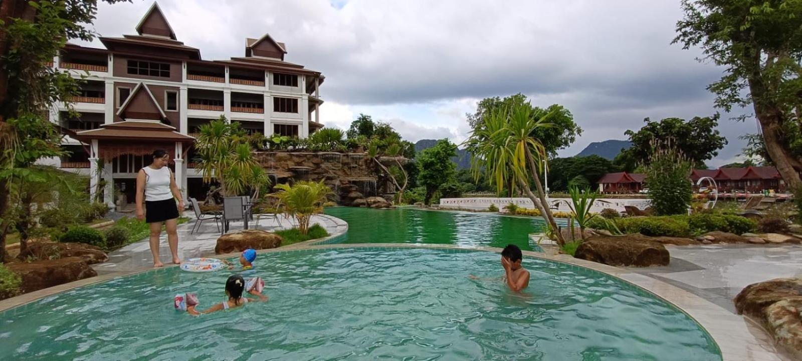 Phubarn VimarnVangvieng Resort