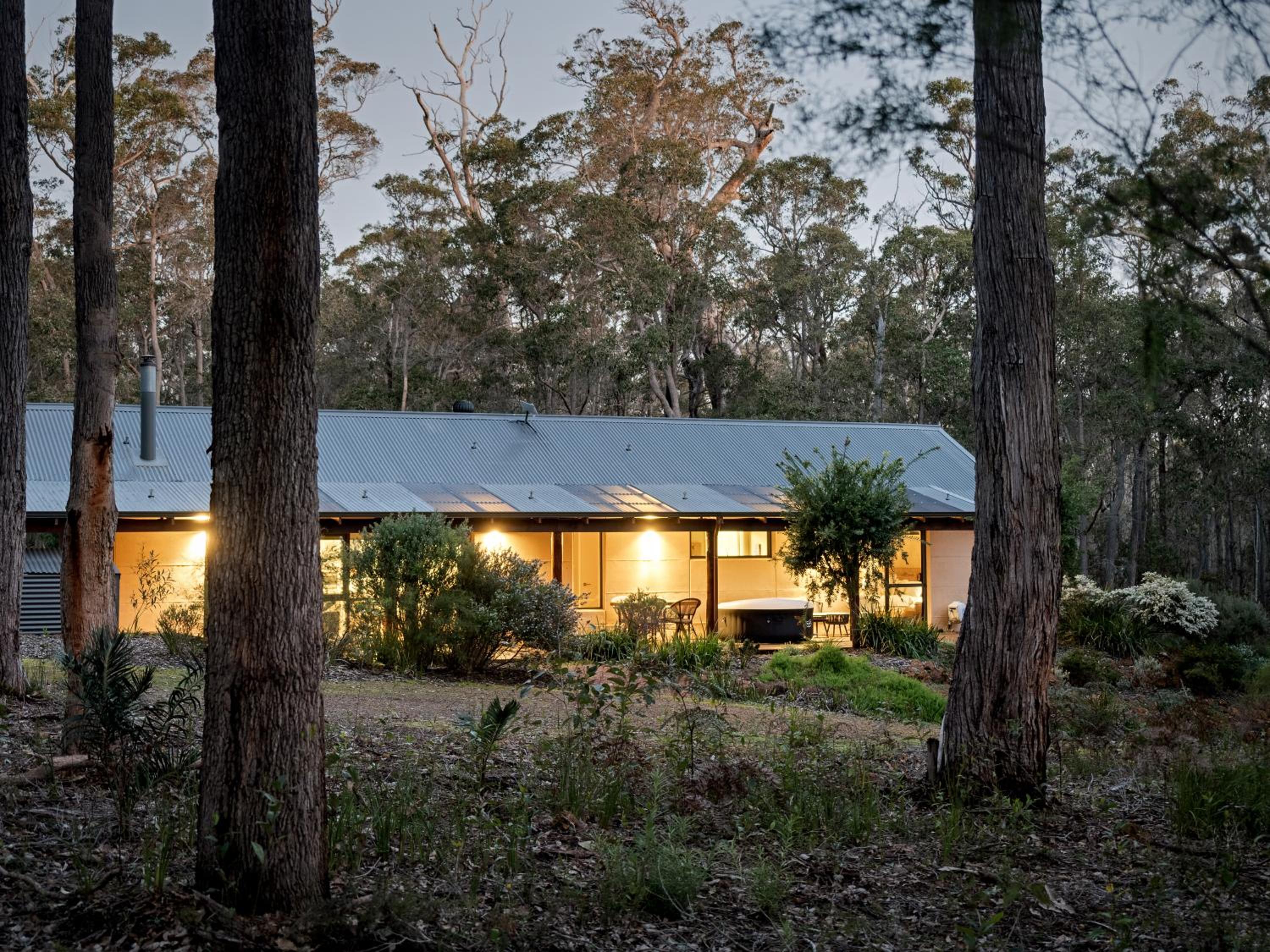 Hotel Jarrah Grove Forest Retreat