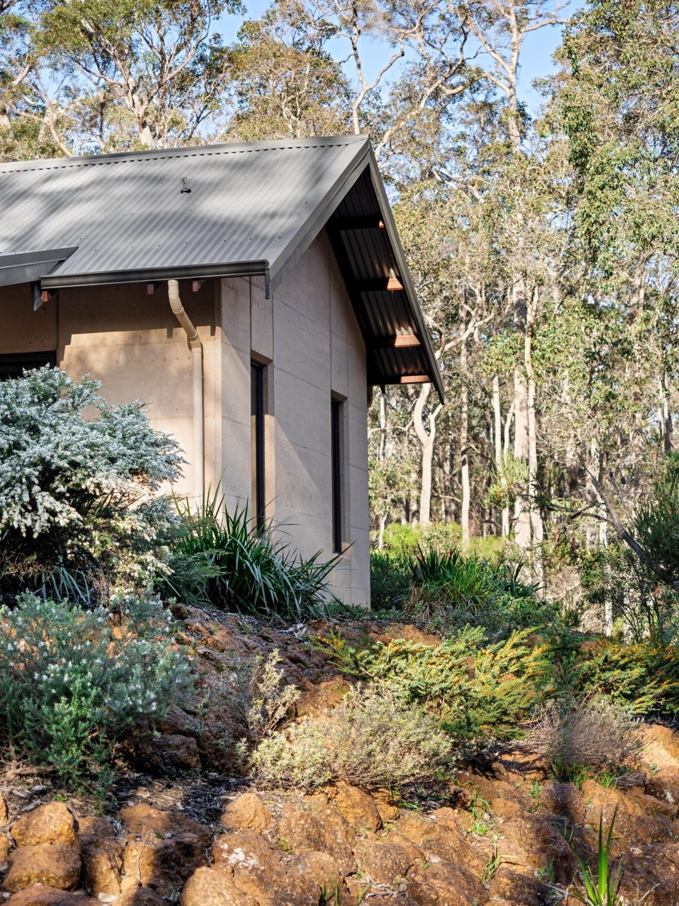 Jarrah Grove Forest Retreat - Adults Only Luxury Chalet