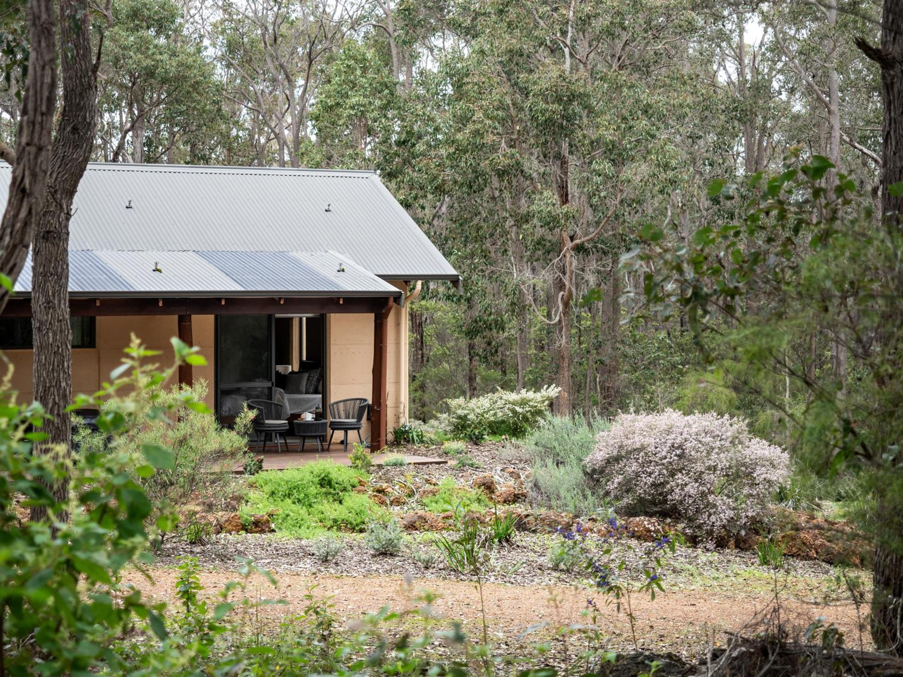 Jarrah Grove Forest Retreat - Adults Only Luxury Chalet