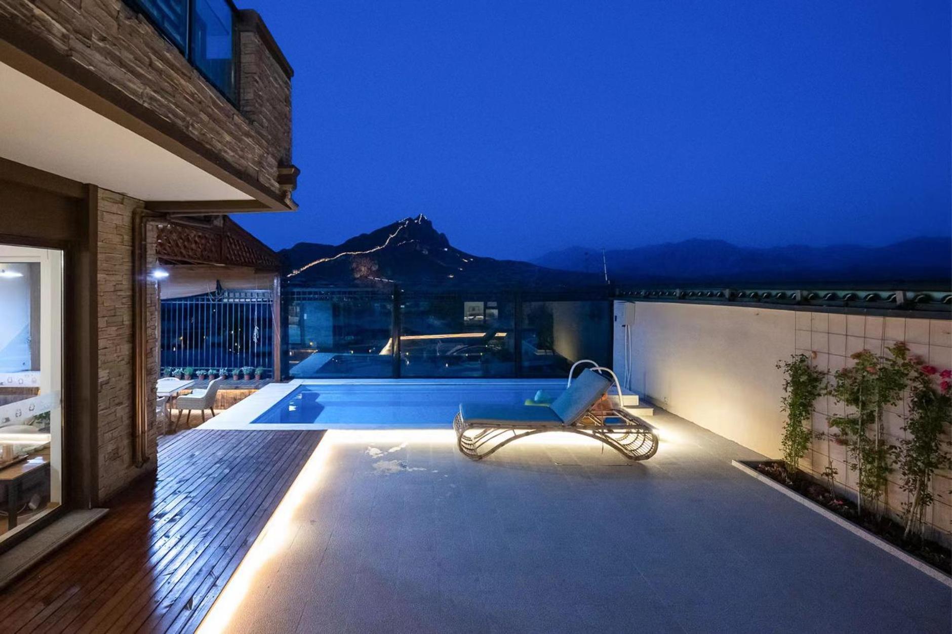 Gubei Water Town Landscape Villa