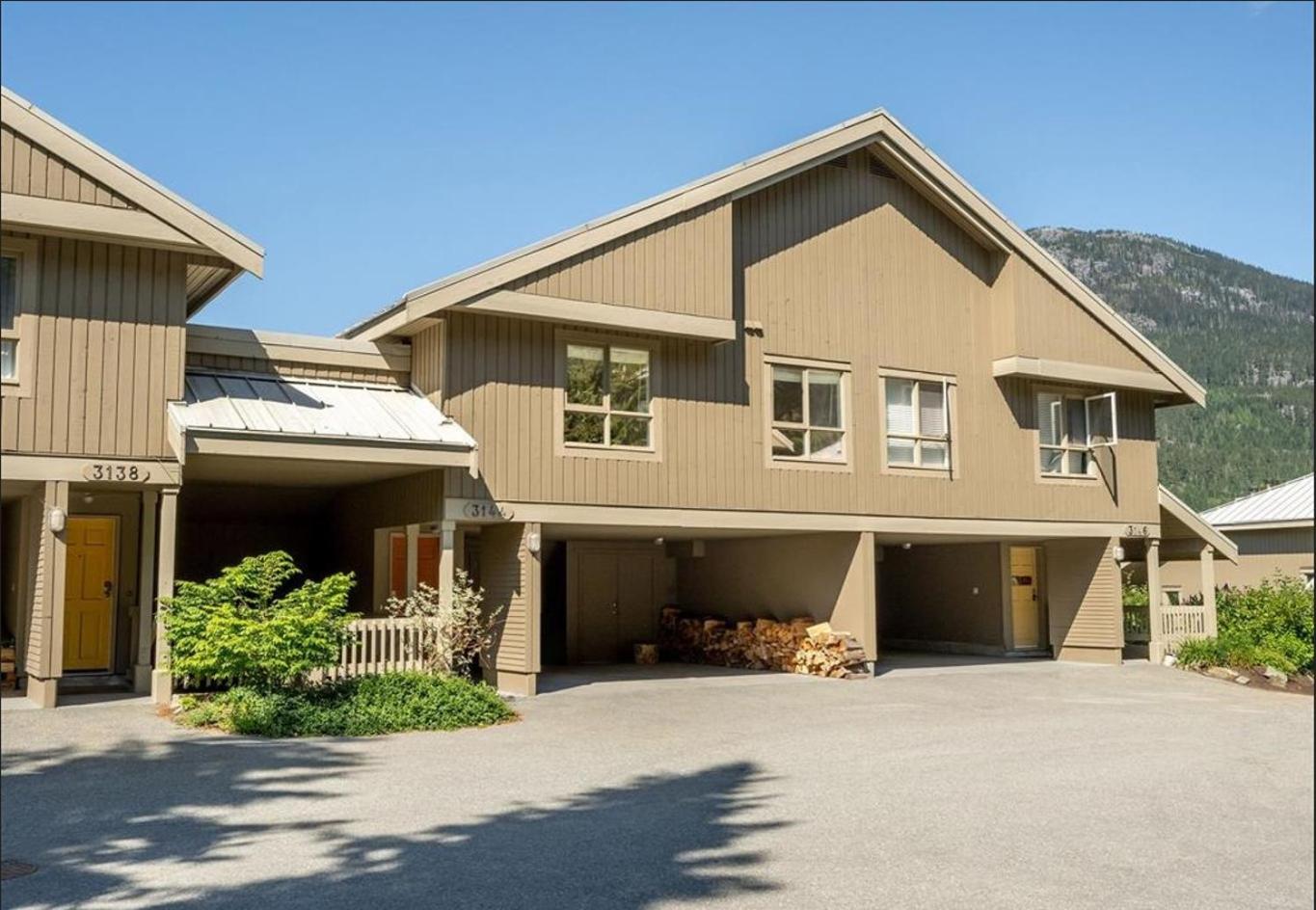 Blueberry Hill Estates 3144 by Outpost Whistler