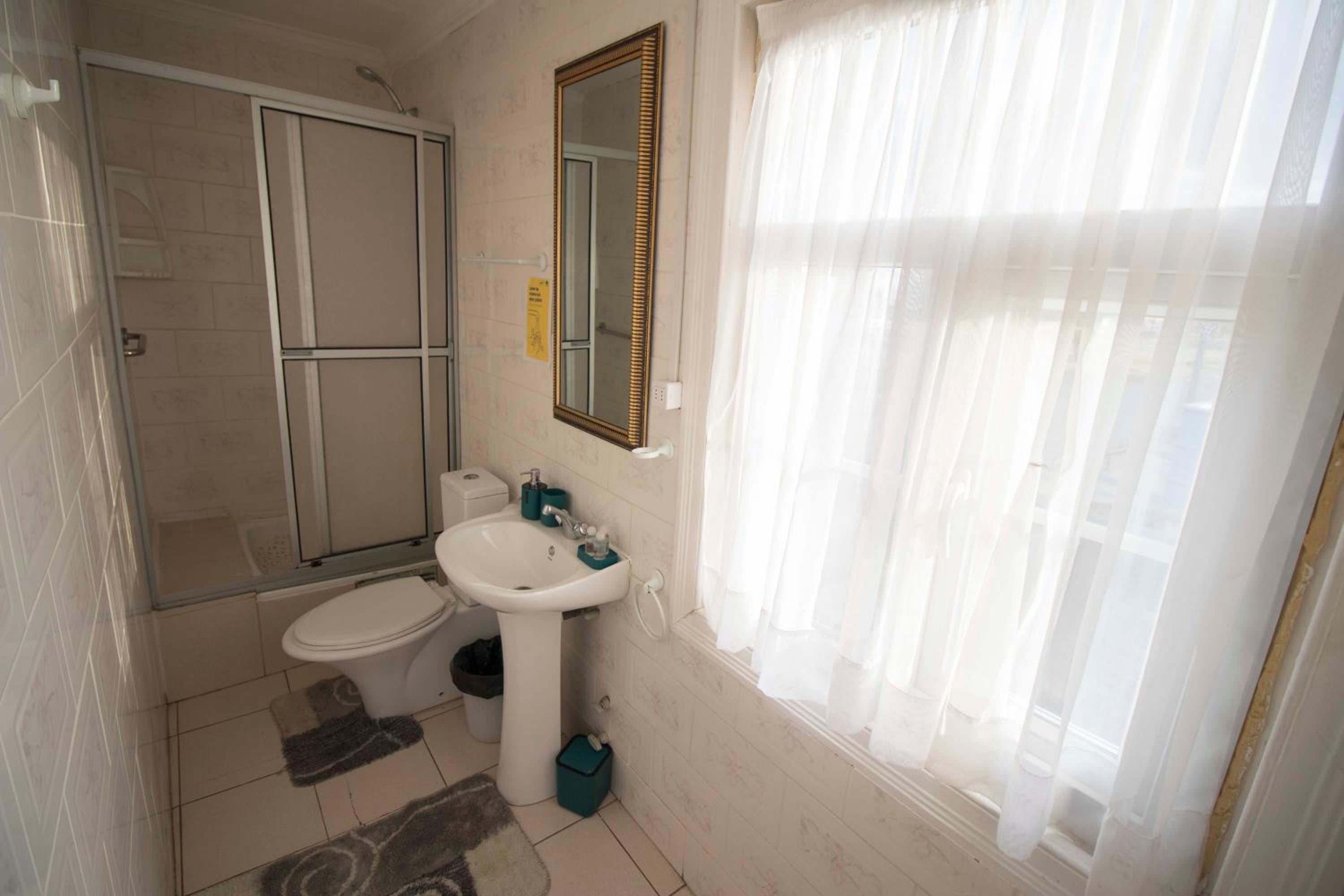 Hostal Bulnes
