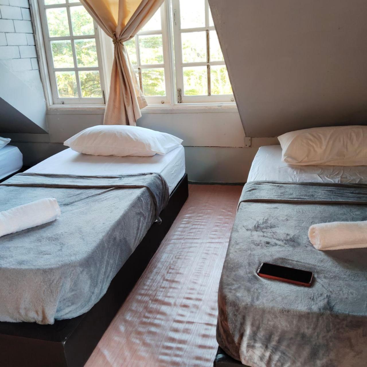 SIBA LODGE GUESTHOUSe