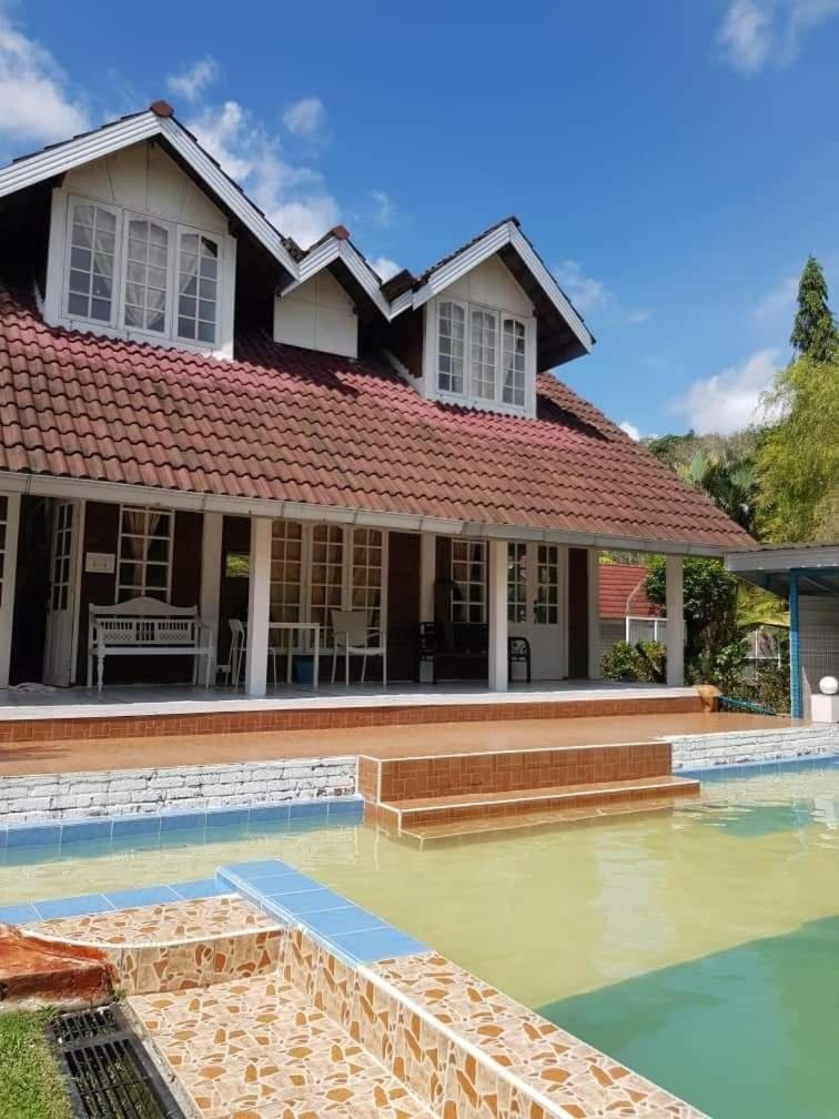 SIBA LODGE GUESTHOUSe