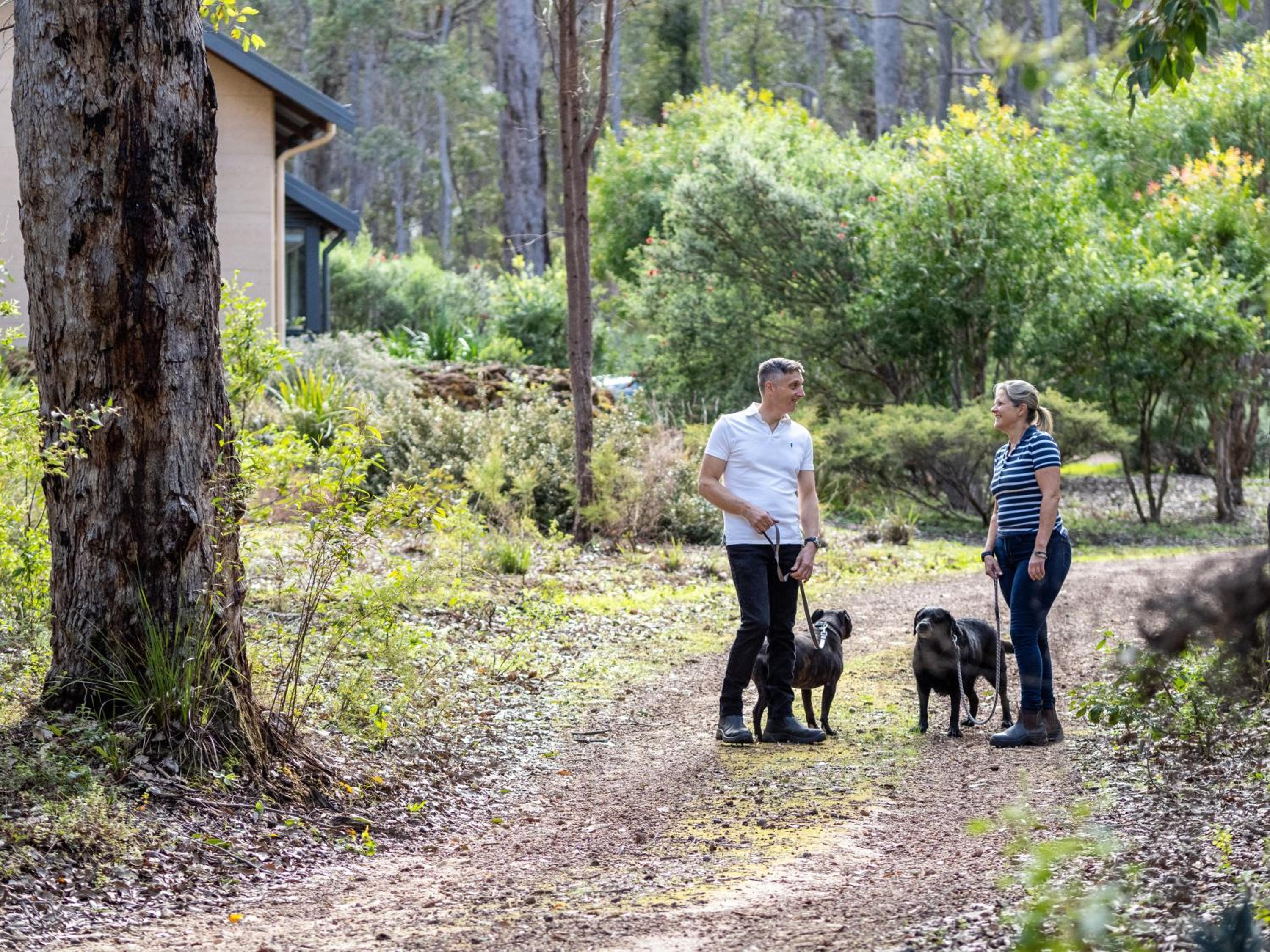 Jarrah Grove Forest Retreat - Adults Only Luxury Chalet