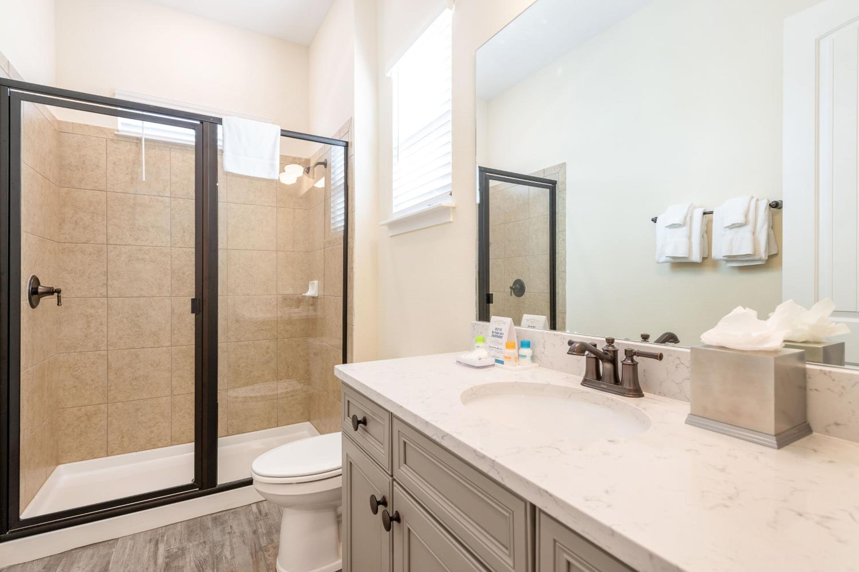 Blue Cottage Near Disney With Margaritaville Resort & Island H2O Access - 8067Kd