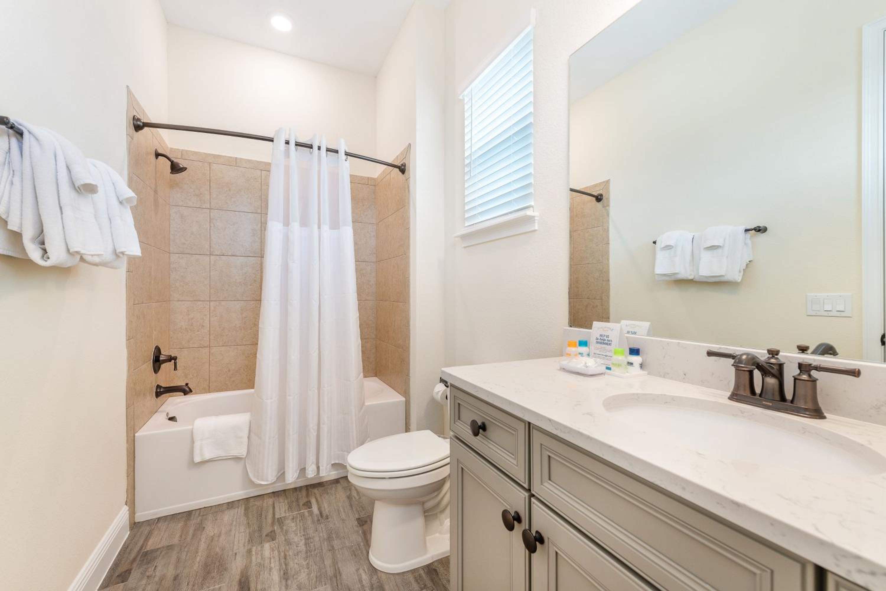 Blue Cottage Near Disney With Margaritaville Resort & Island H2O Access - 8067Kd