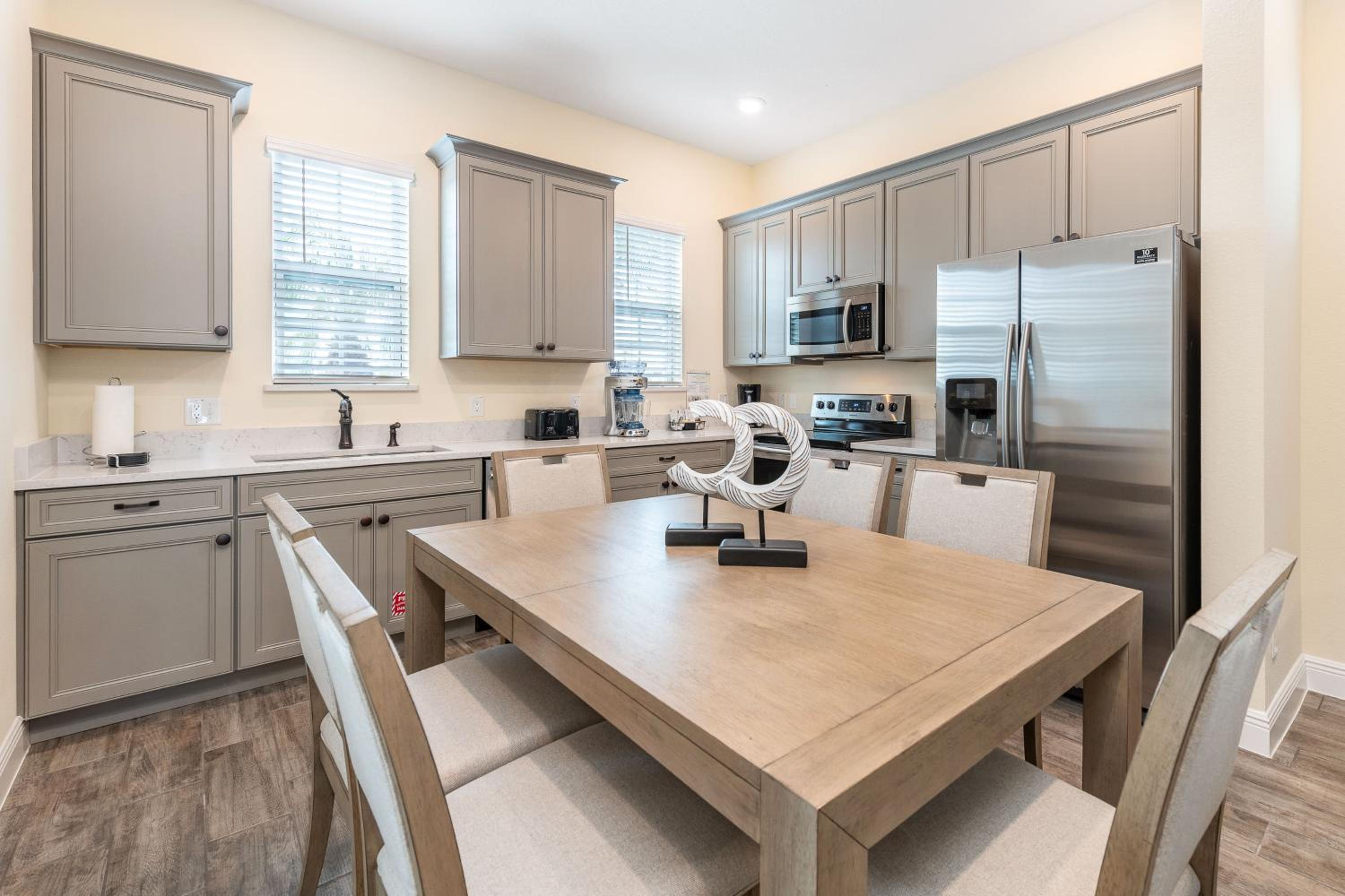 Blue Cottage Near Disney With Margaritaville Resort & Island H2O Access - 8067Kd