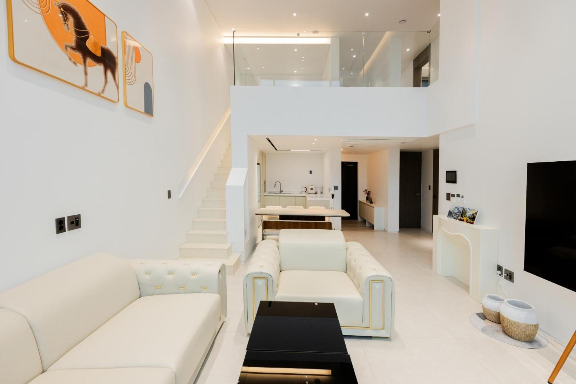 Dolphin Penthouse