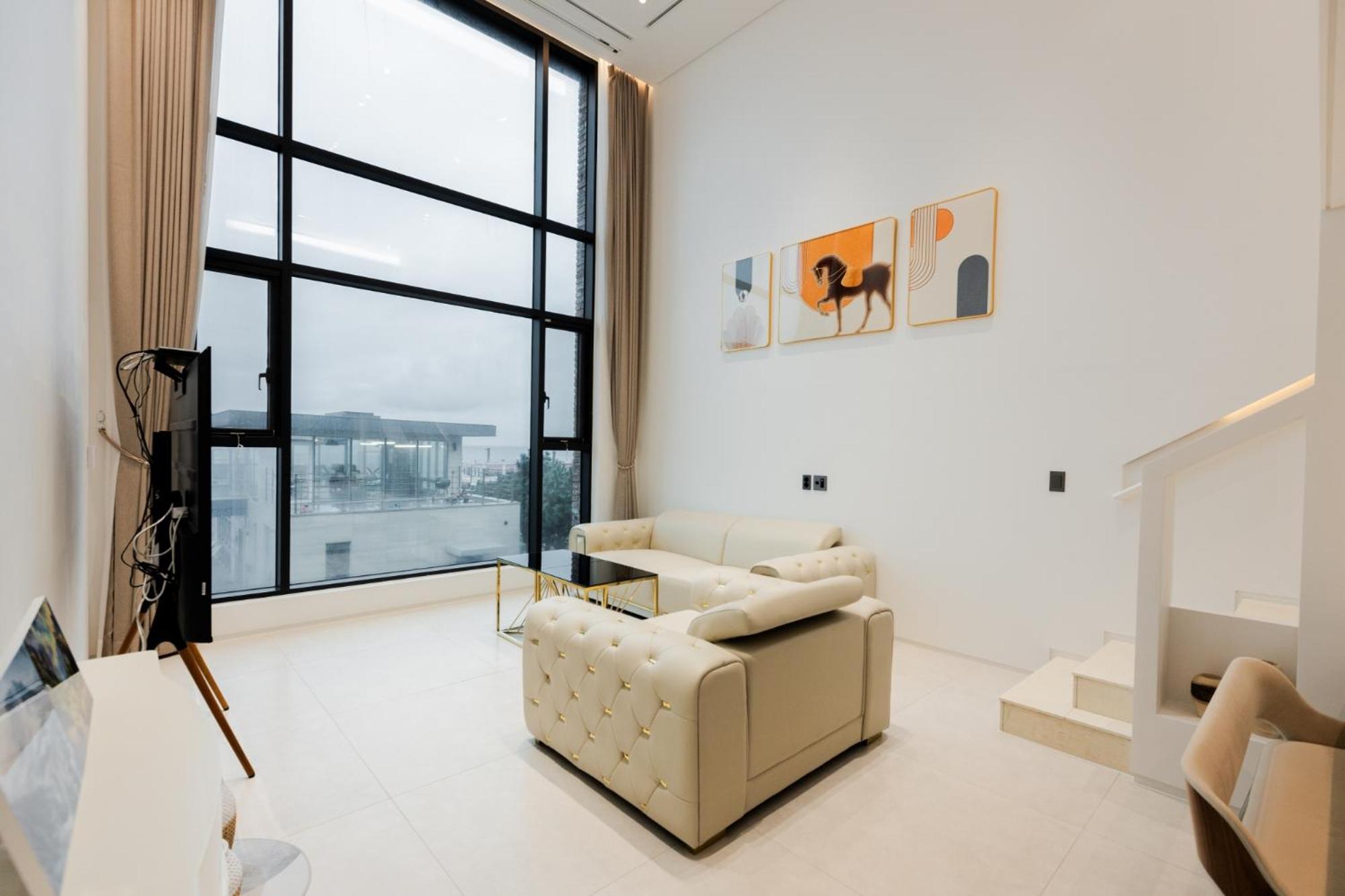 Dolphin Penthouse