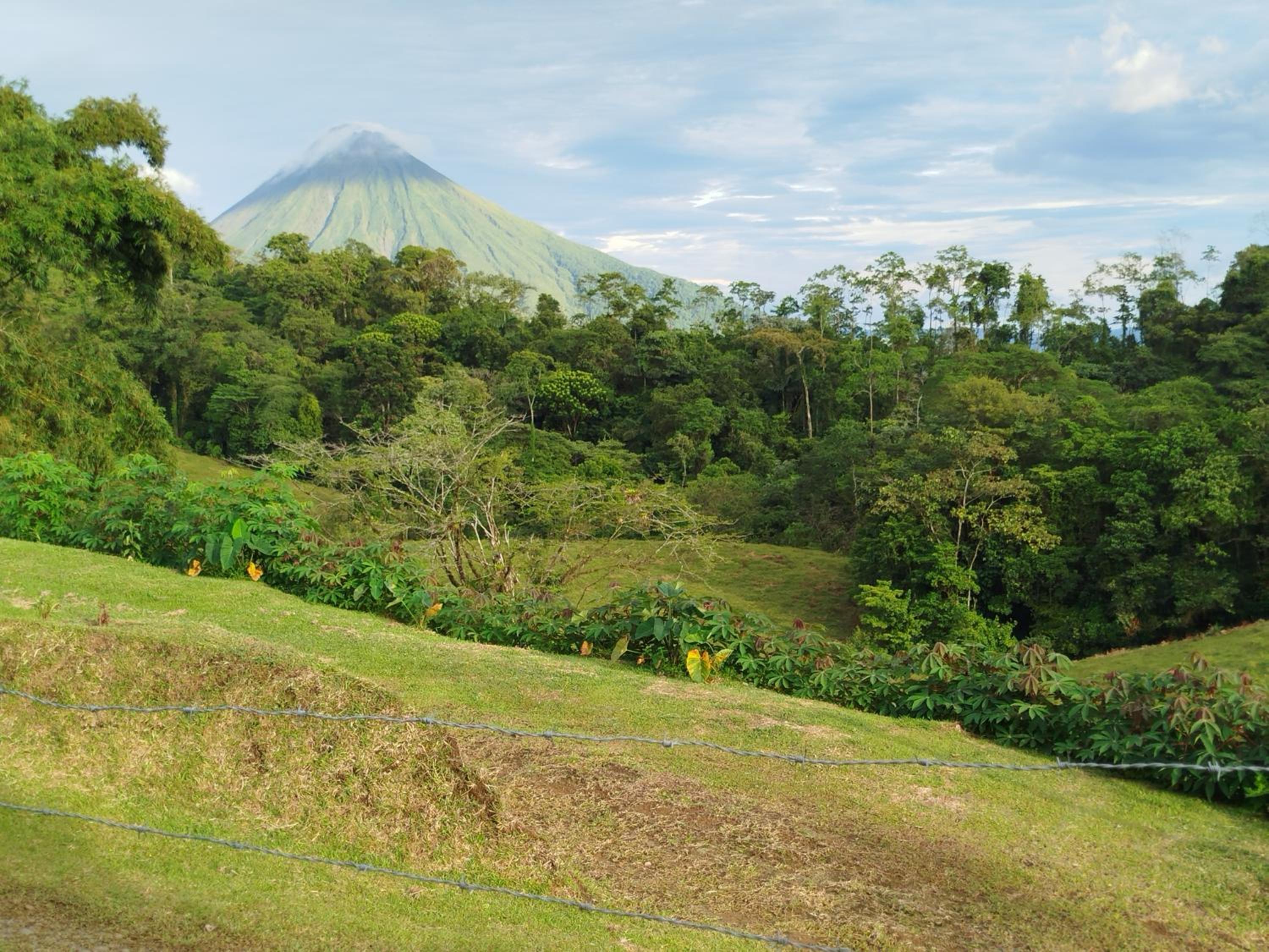 Arenal Mason Retreat