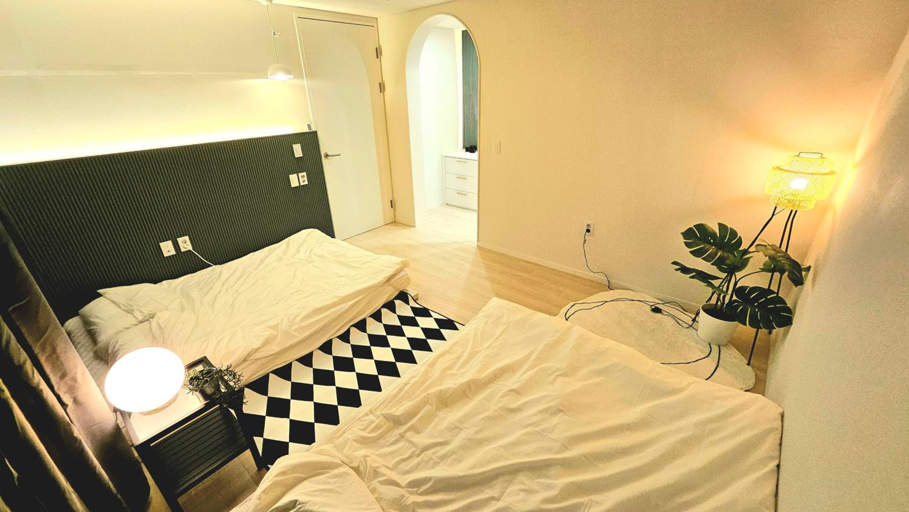 hotel room