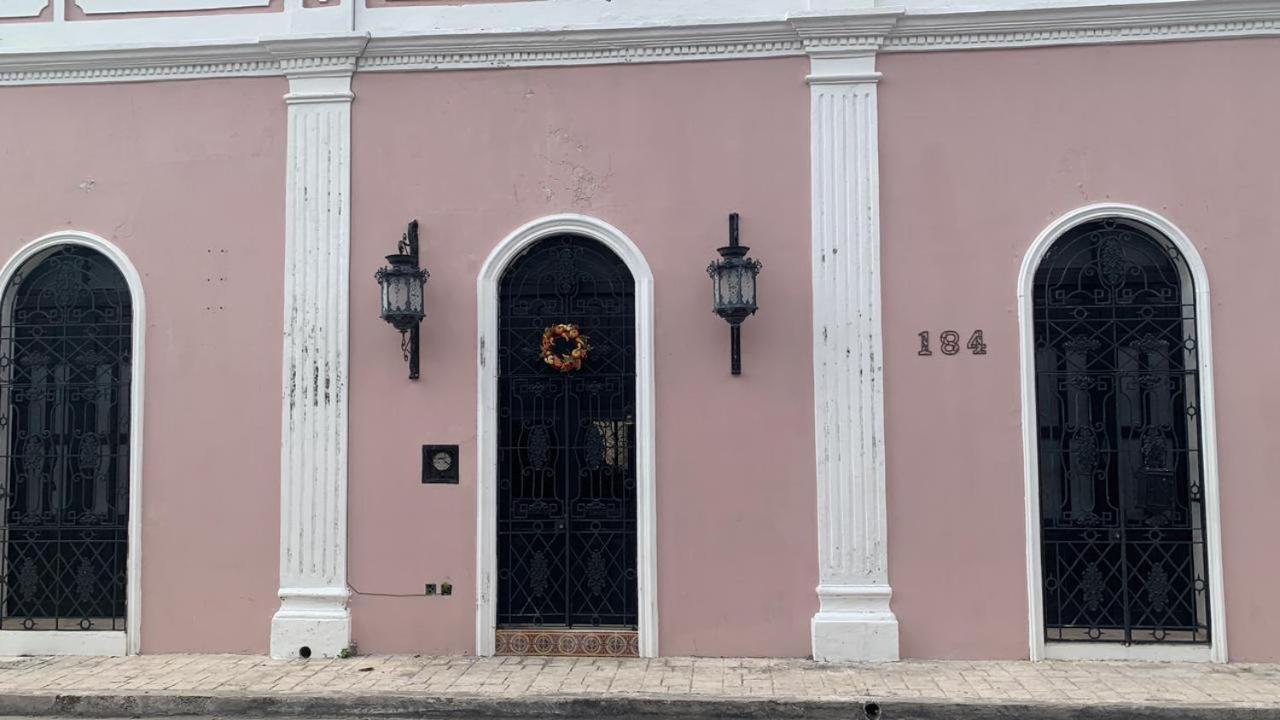Hotel Bella Casa Colonial González con Piscina - Image 1