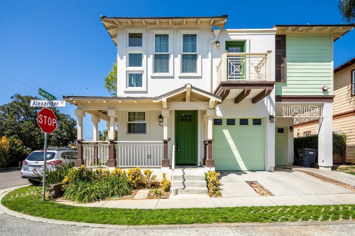Sandy Feet Retreat, 4 bed home close to beach