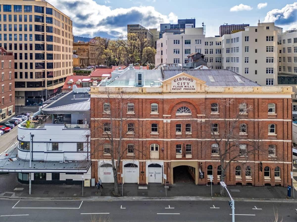Gibson Mill waterfront warehouse apartment - 101