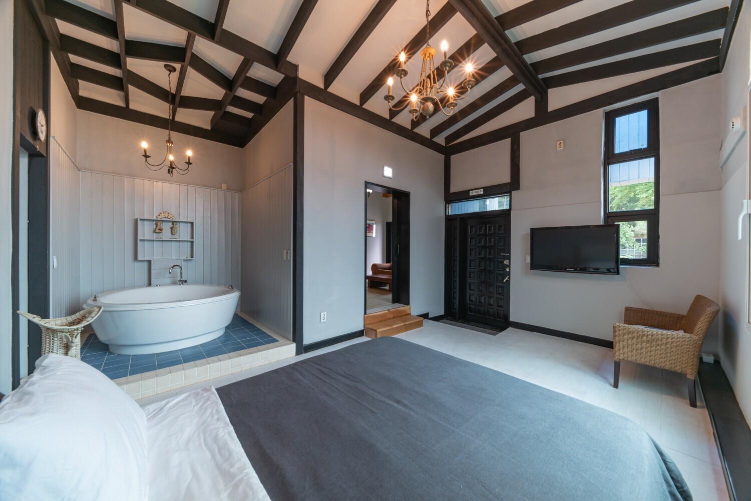 hotel room