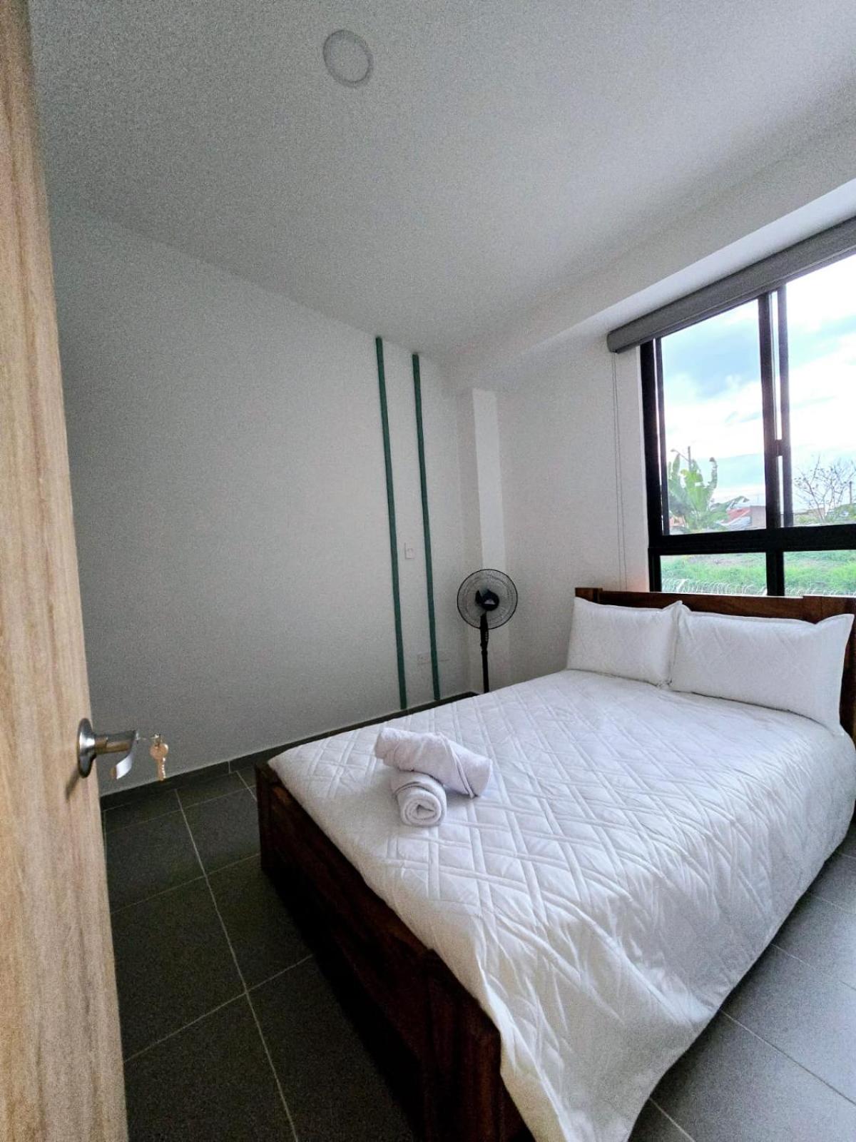Casa Privada Vacacional a 2m del Aeropuerto Eden, 20m del Parque Del Cafe y Armenia tiene Piscina, Jacuzzi, Sauna By Molca Xperiences