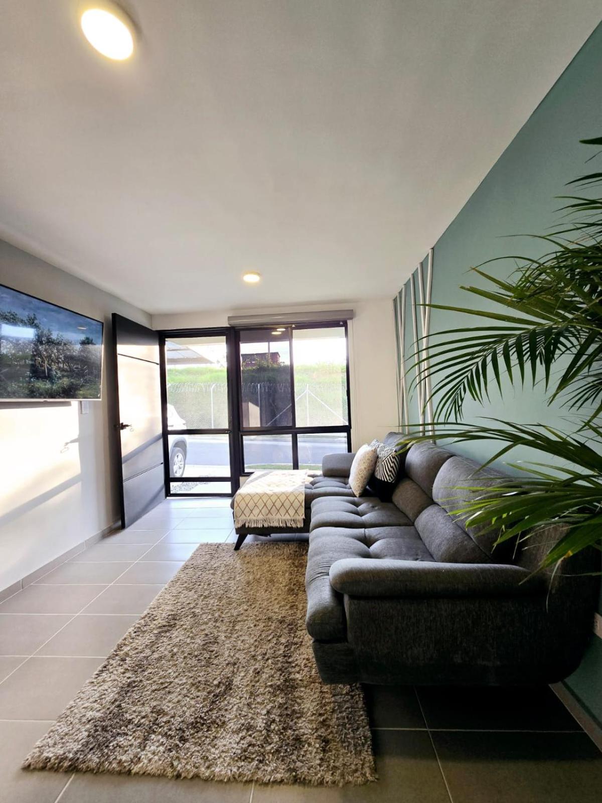Casa Privada Vacacional a 2m del Aeropuerto Eden, 20m del Parque Del Cafe y Armenia tiene Piscina, Jacuzzi, Sauna By Molca Xperiences