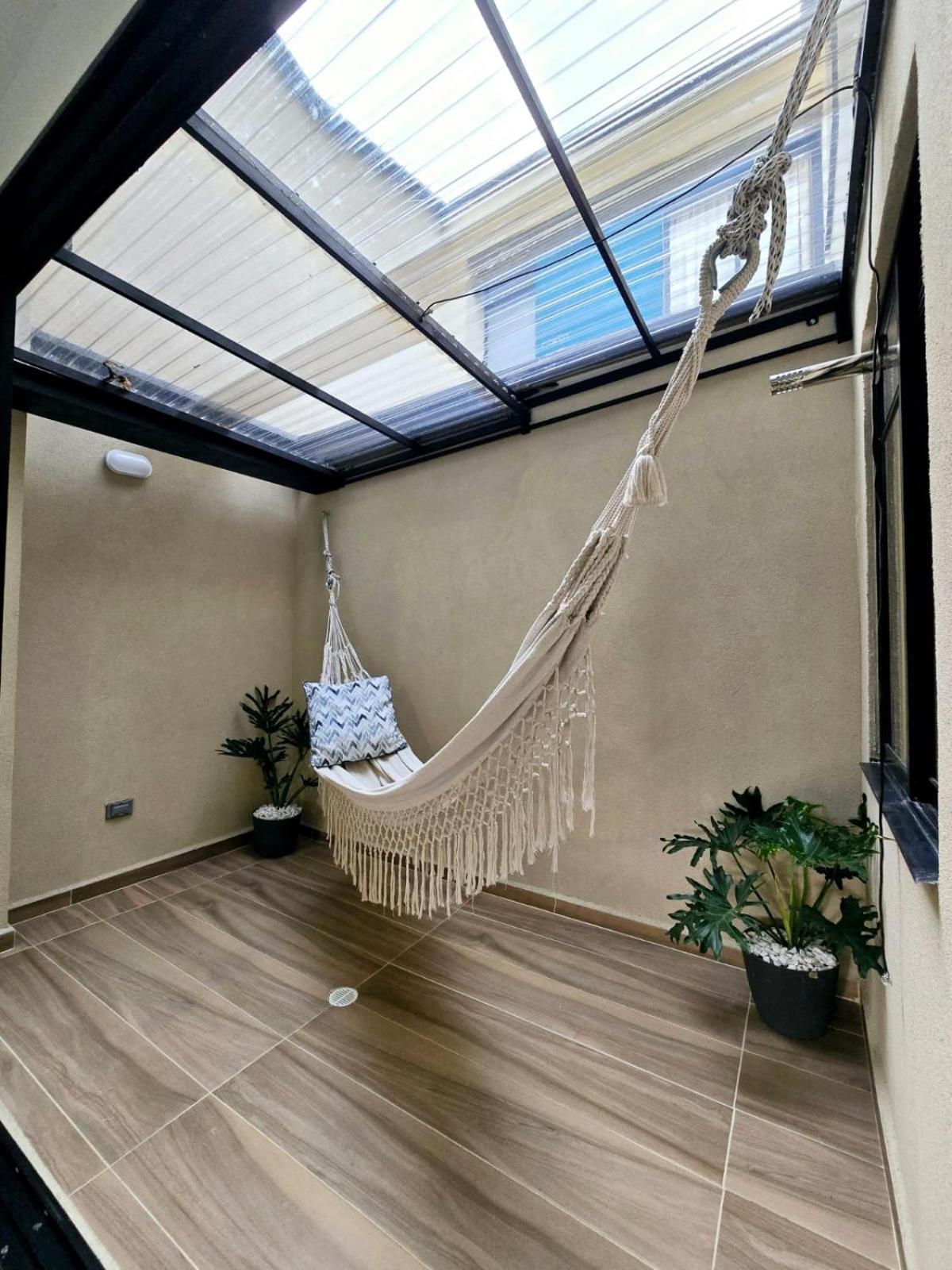 Casa Privada Vacacional a 2m del Aeropuerto Eden, 20m del Parque Del Cafe y Armenia tiene Piscina, Jacuzzi, Sauna By Molca Xperiences