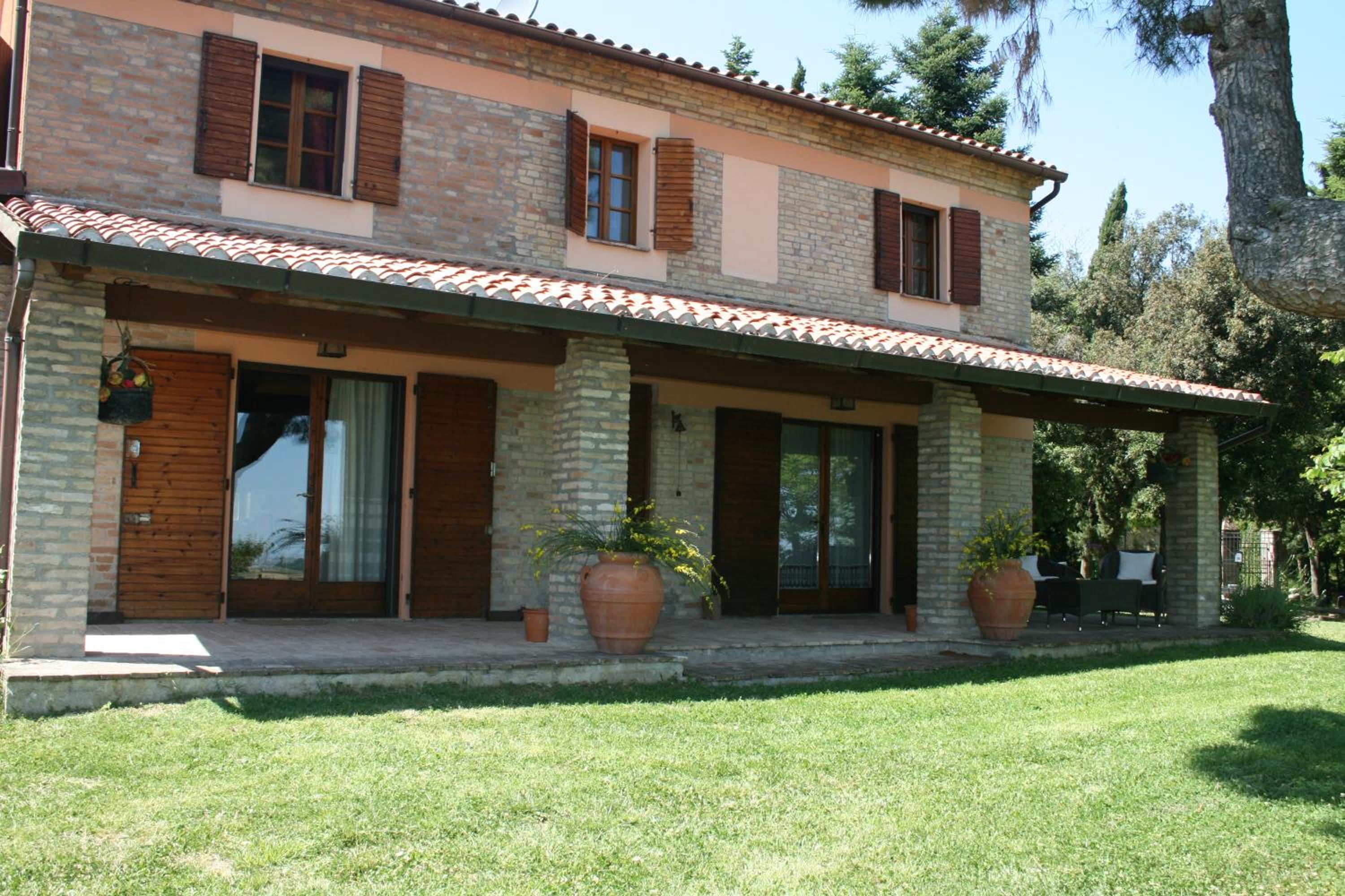 Cornio Delle Fronde