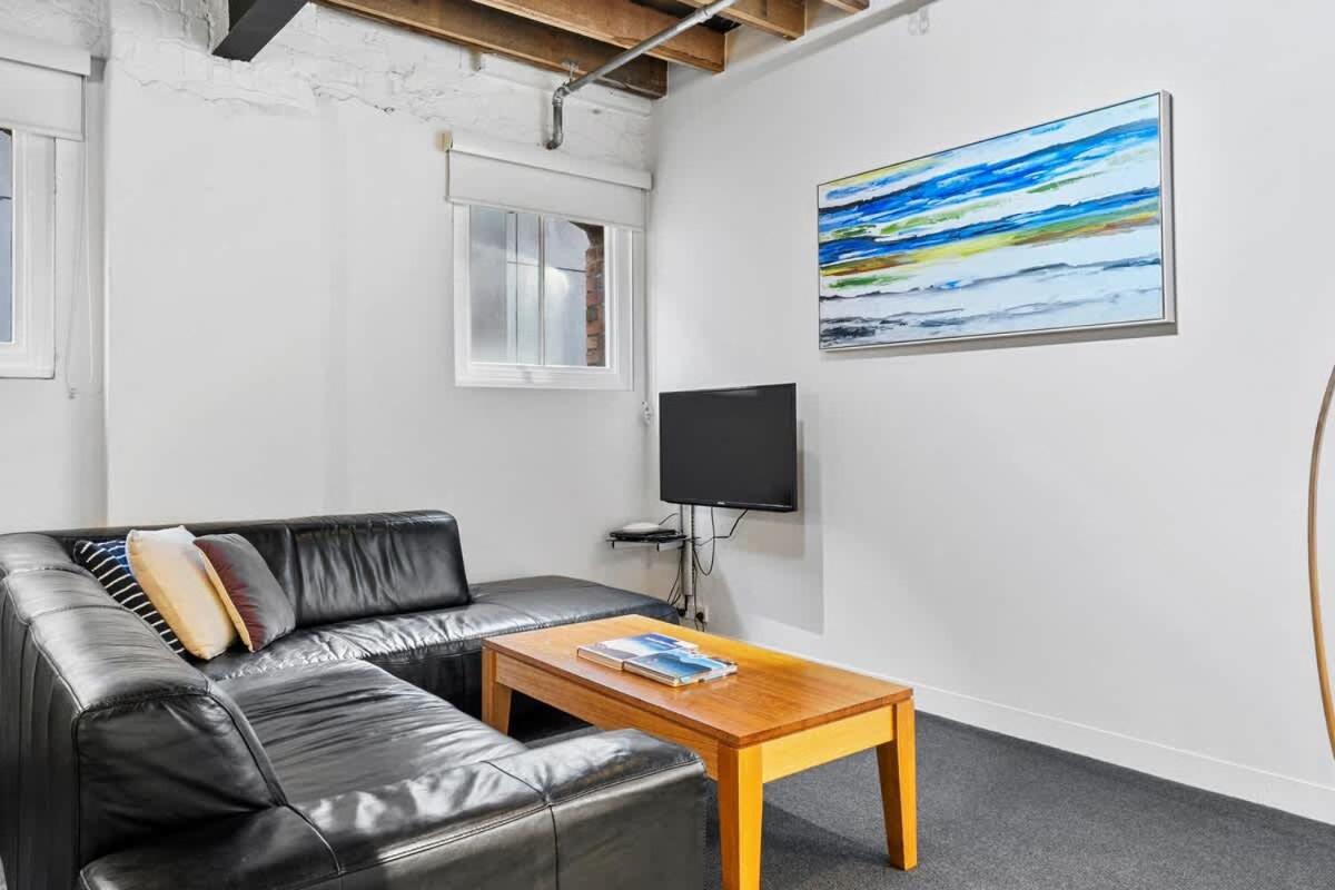 Gibson Mill waterfront warehouse apartment - 103