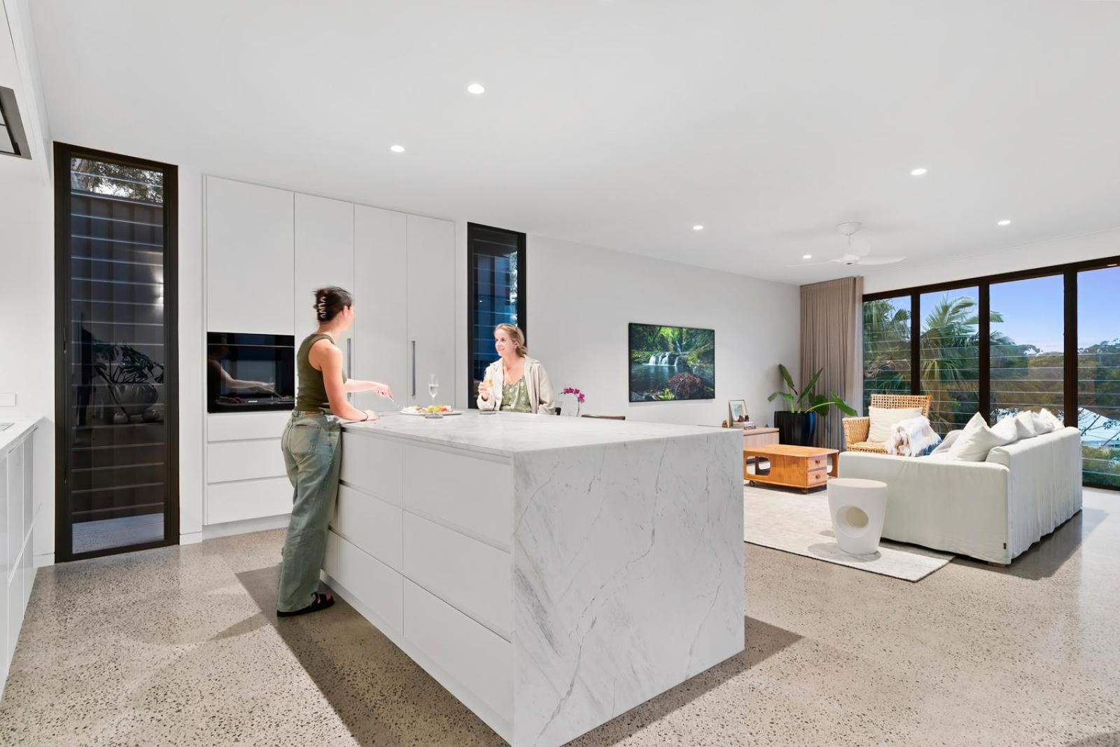 Luxe Condo at Alex Beach