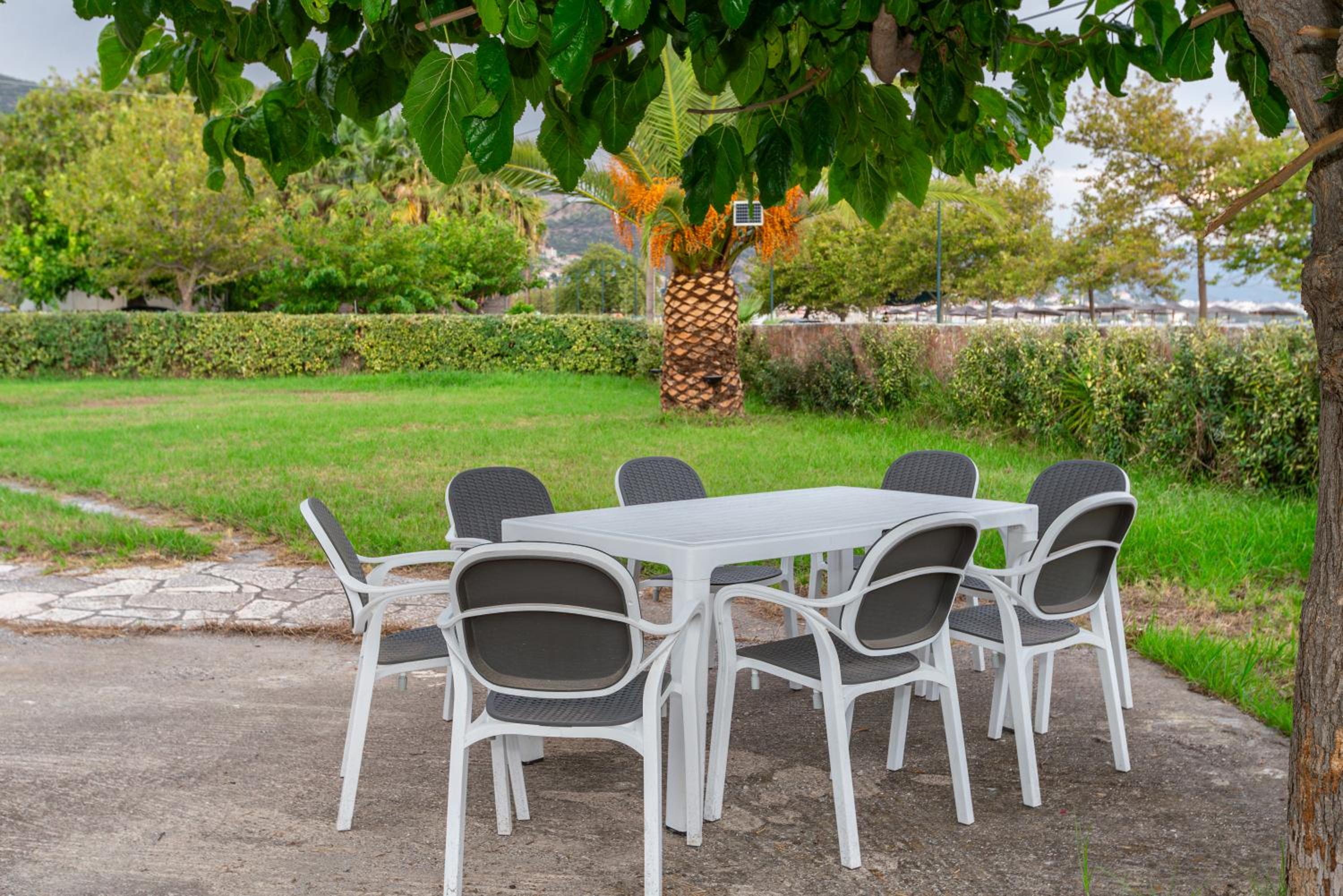 Beachfront Villa Psani - Escape with Garden