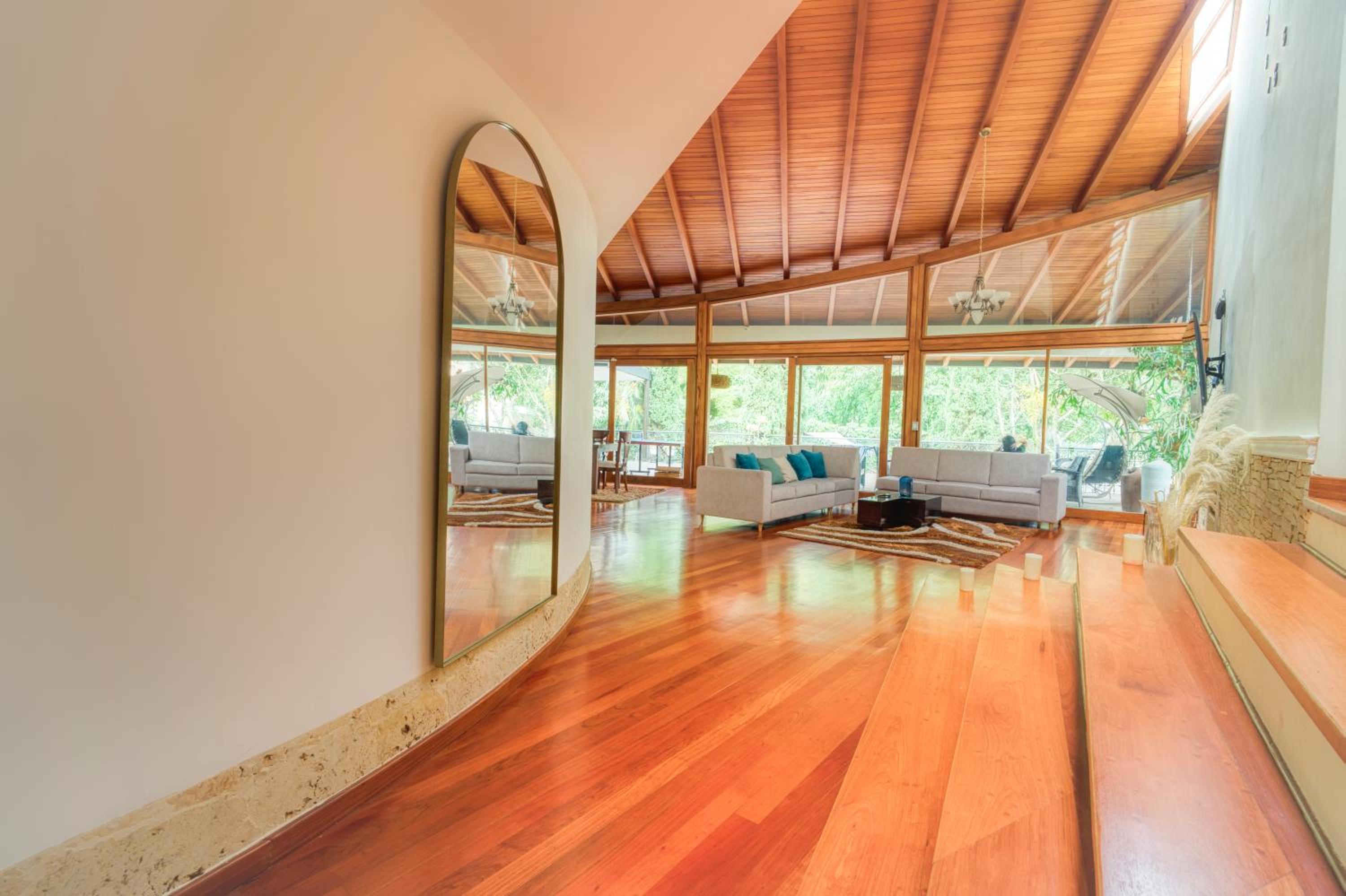 Nice Mansion AC 6BR Pool,Básquet,Playground,Games