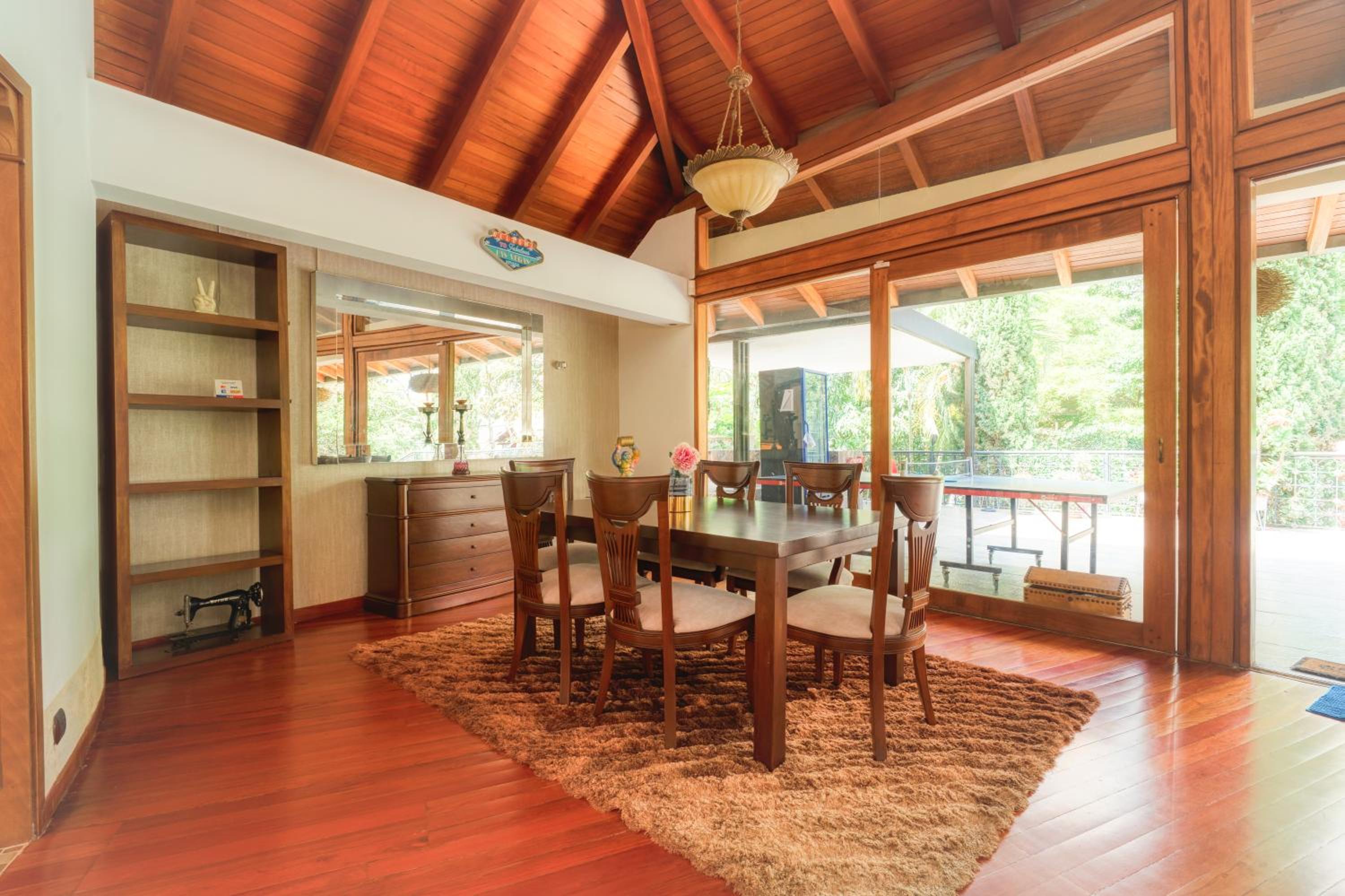 Nice Mansion AC 6BR Pool,Básquet,Playground,Games