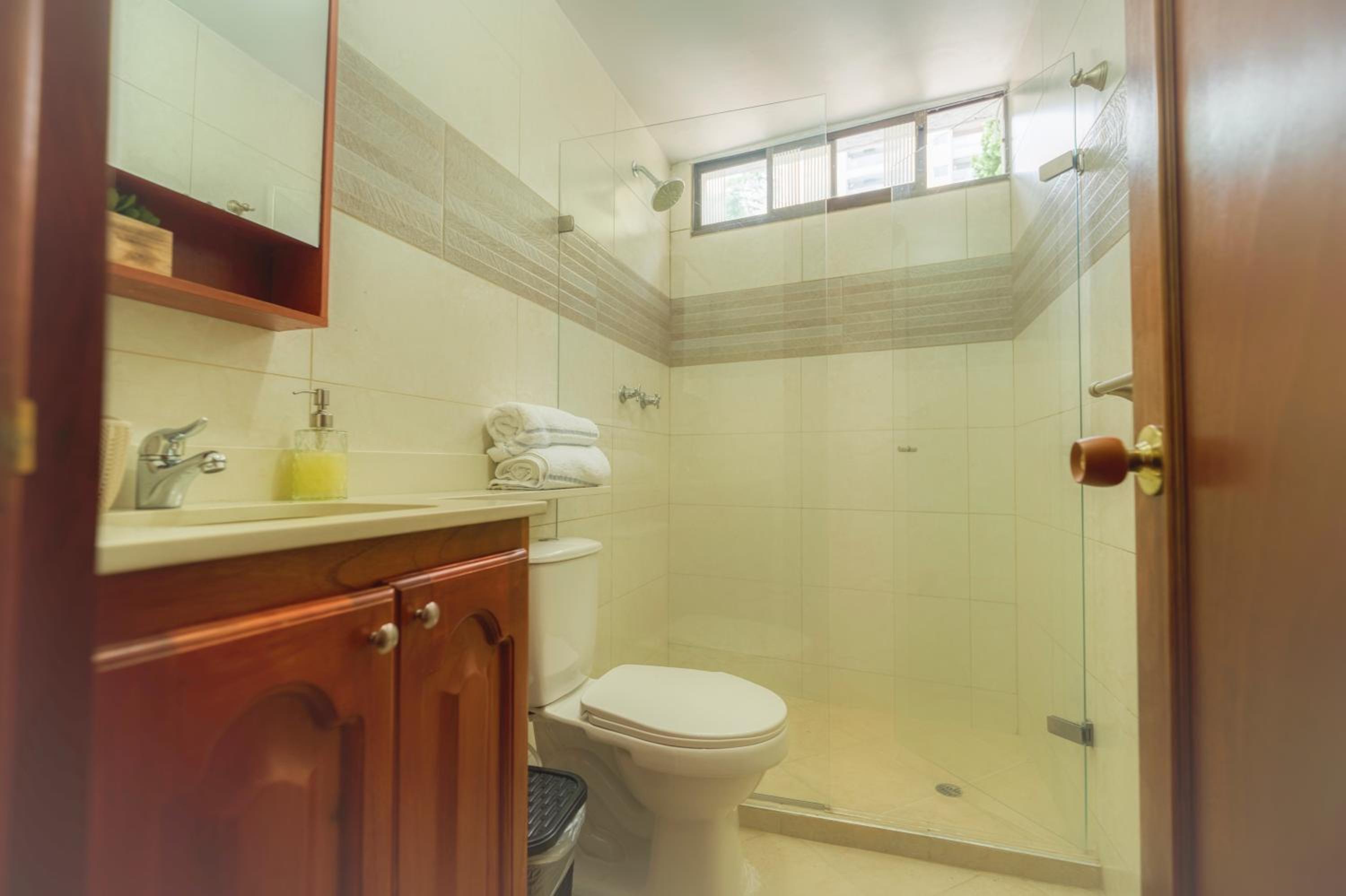 Nice Mansion AC 6BR Pool,Básquet,Playground,Games