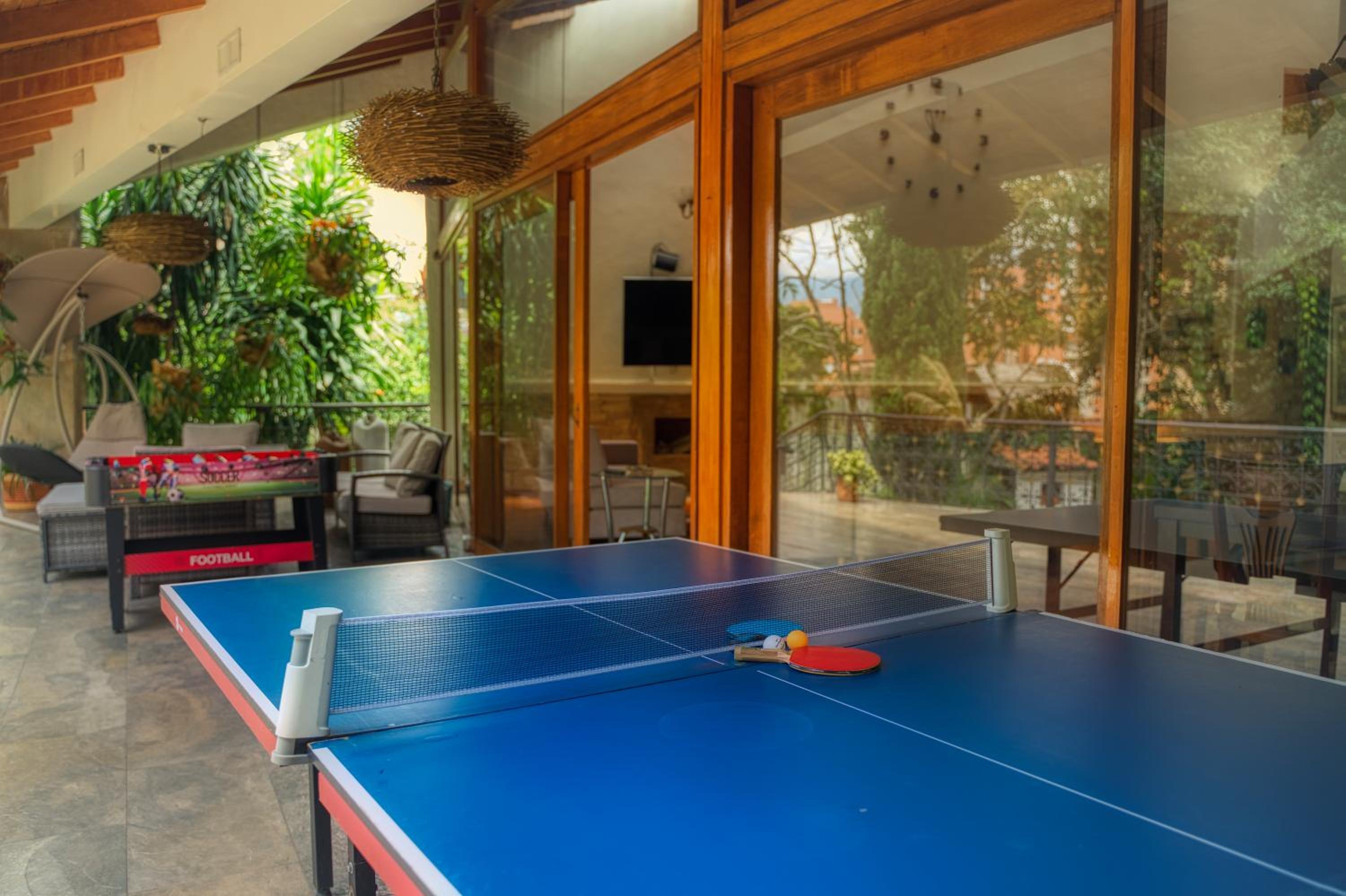Nice Mansion AC 6BR Pool,Básquet,Playground,Games