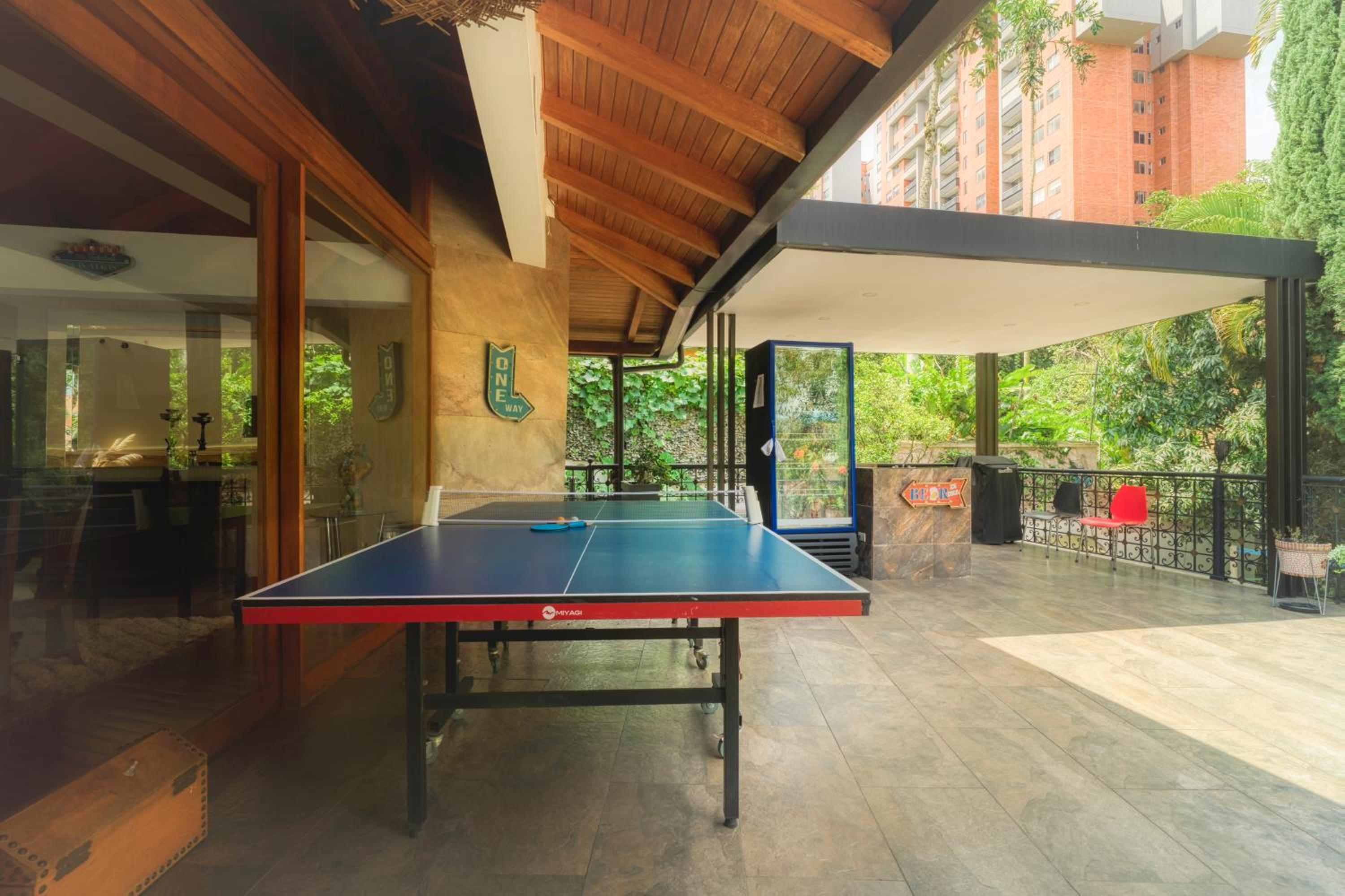 Nice Mansion AC 6BR Pool,Básquet,Playground,Games