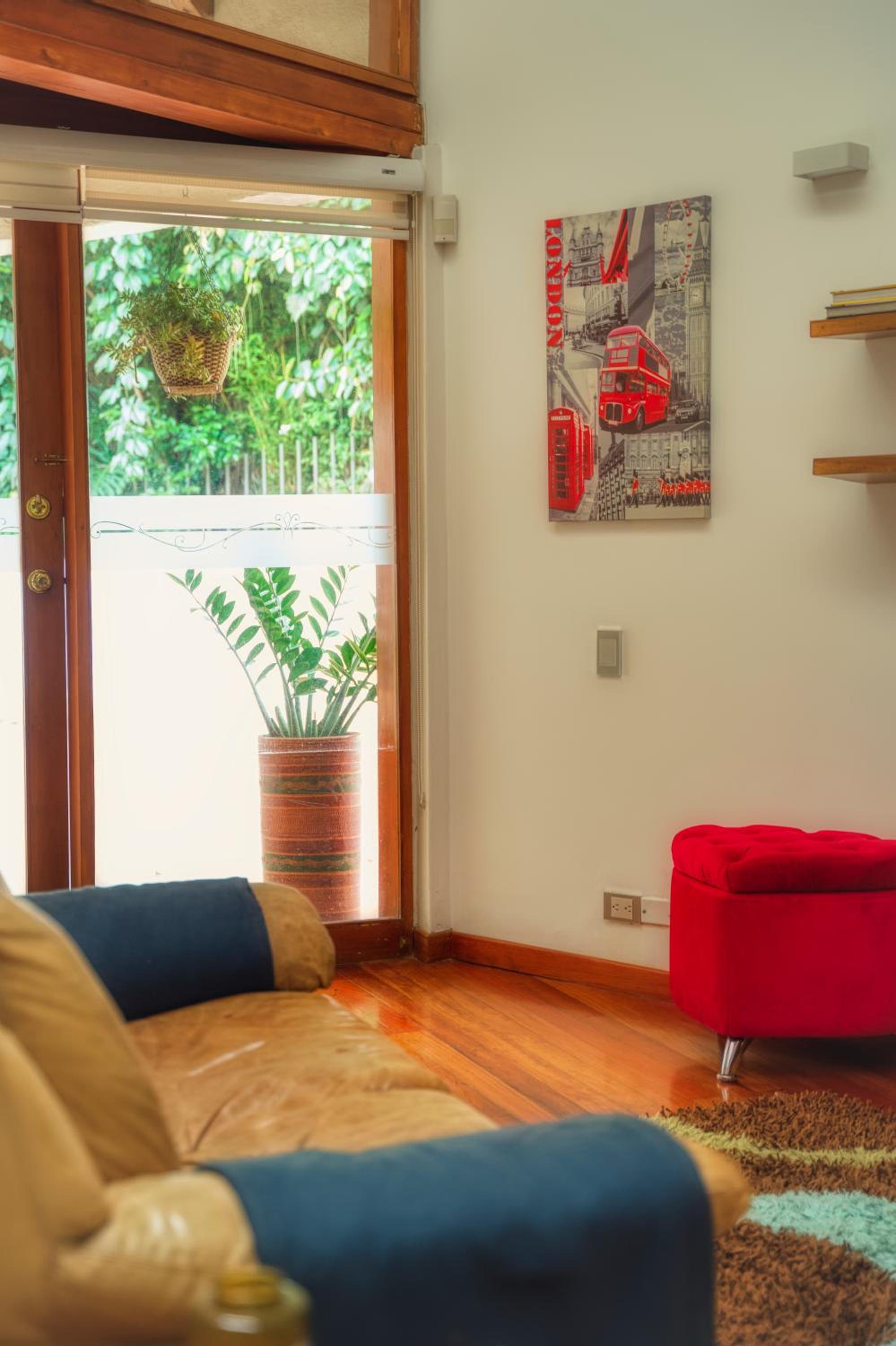 Nice Mansion AC 6BR Pool,Básquet,Playground,Games