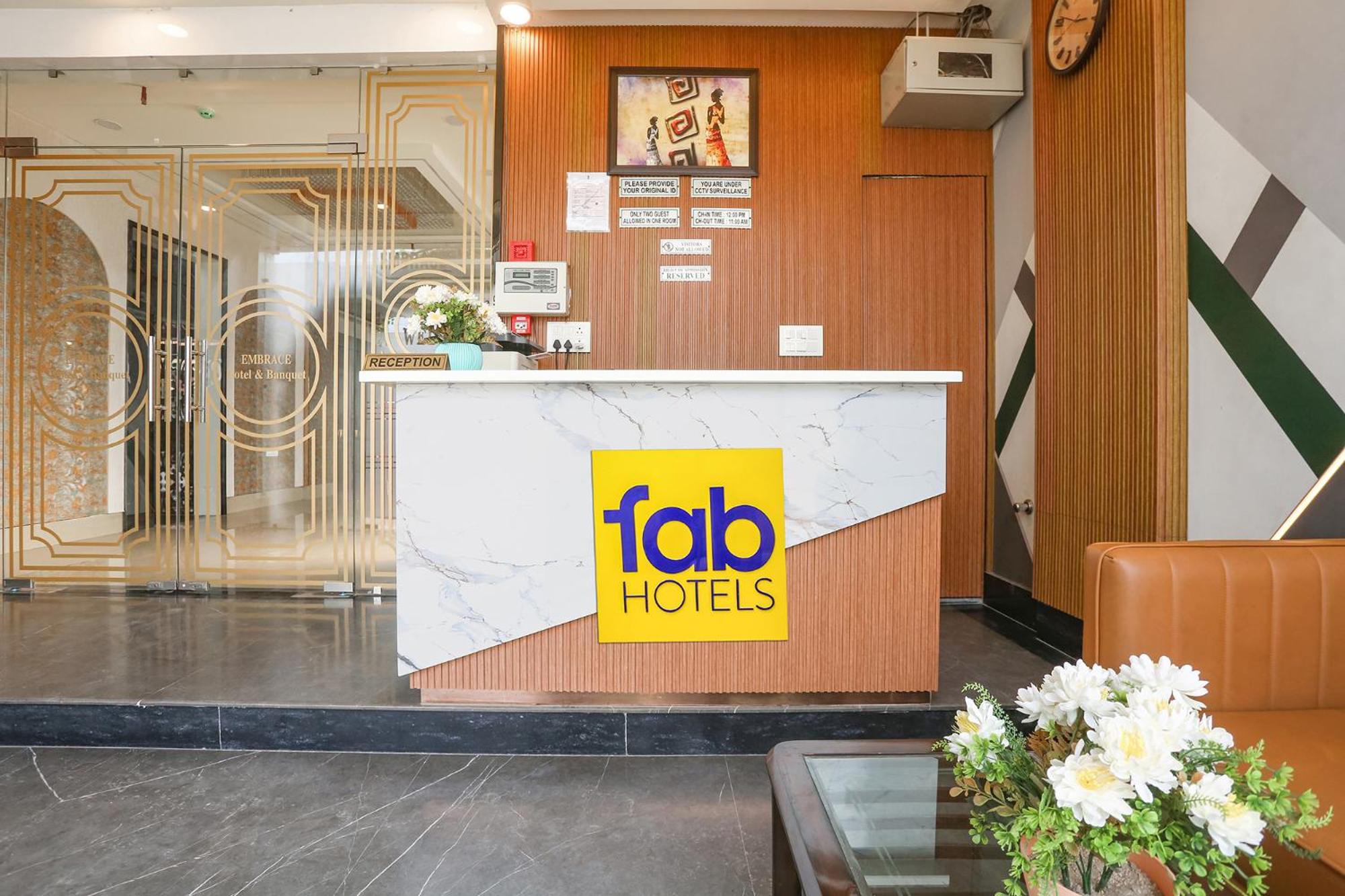 FabHotel Embrace