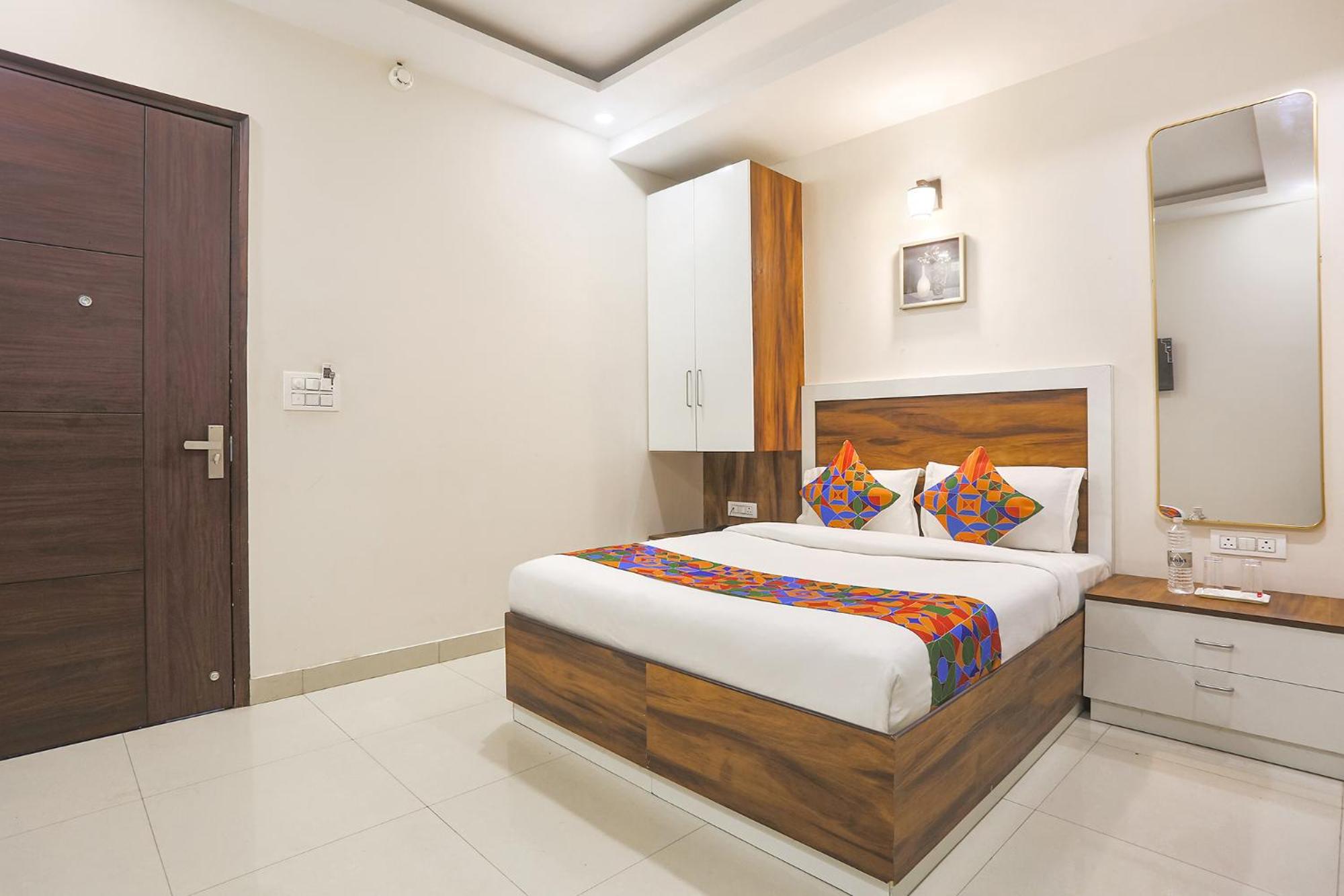 FabHotel Embrace
