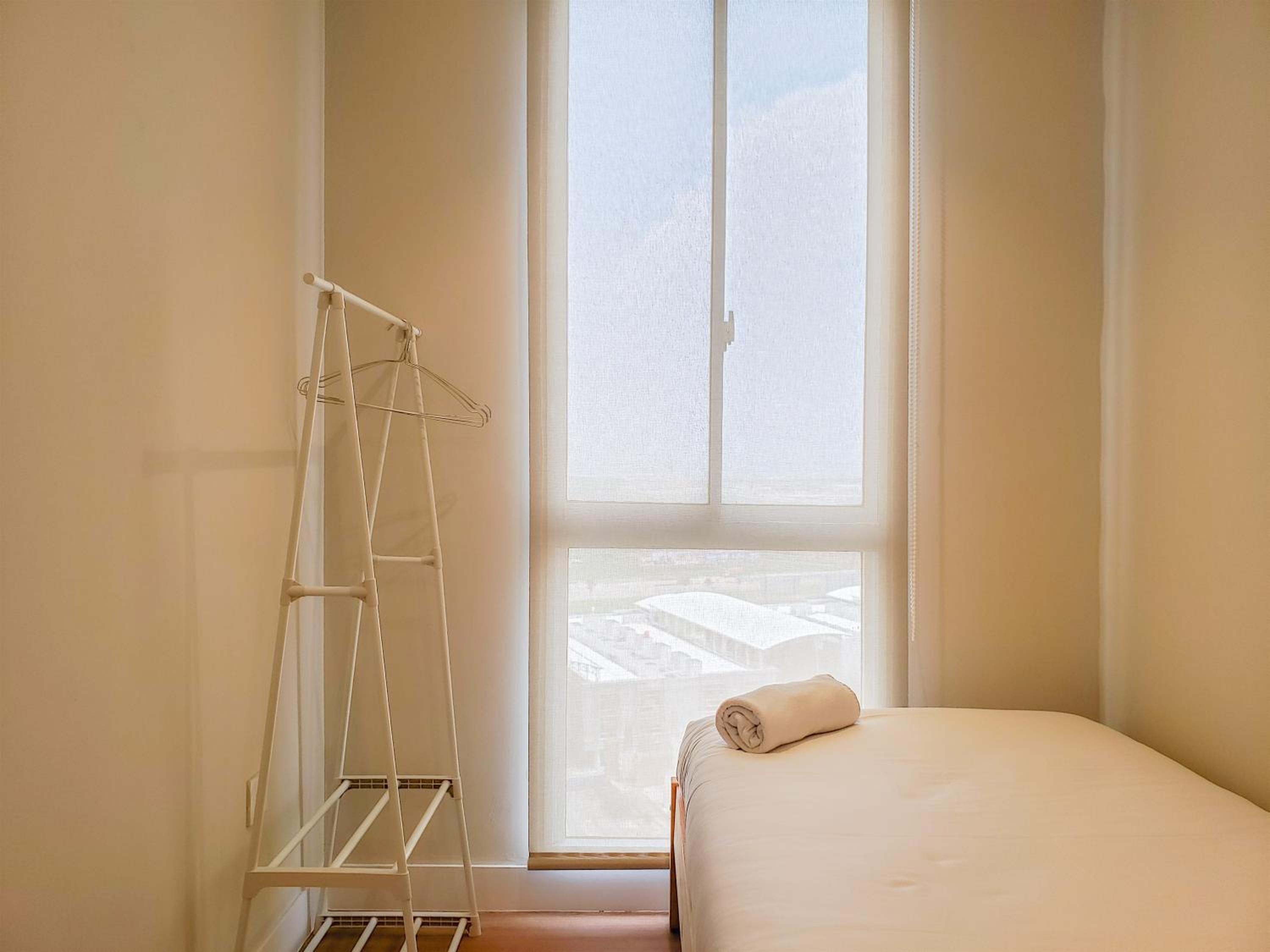 Simple and Cozy Designed 2BR Apartment at Tokyo Riverside PIK 2 By Travelio view 4
